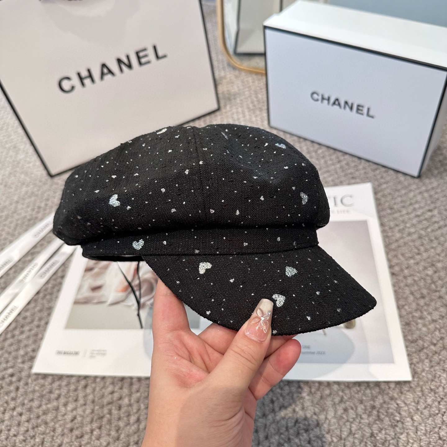  CHANEL 香奈儿 新款八角帽 ，高版本原单品质 简约经典logo，质感超级赞👍，精致大牌范，女神必