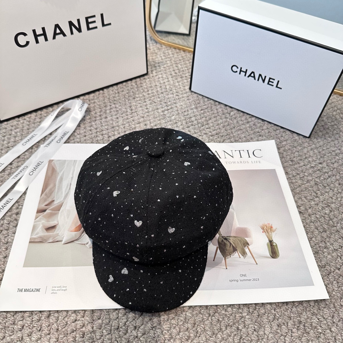  CHANEL 香奈儿 新款八角帽 ，高版本原单品质 简约经典logo，质感超级赞👍，精致大牌范，女神必