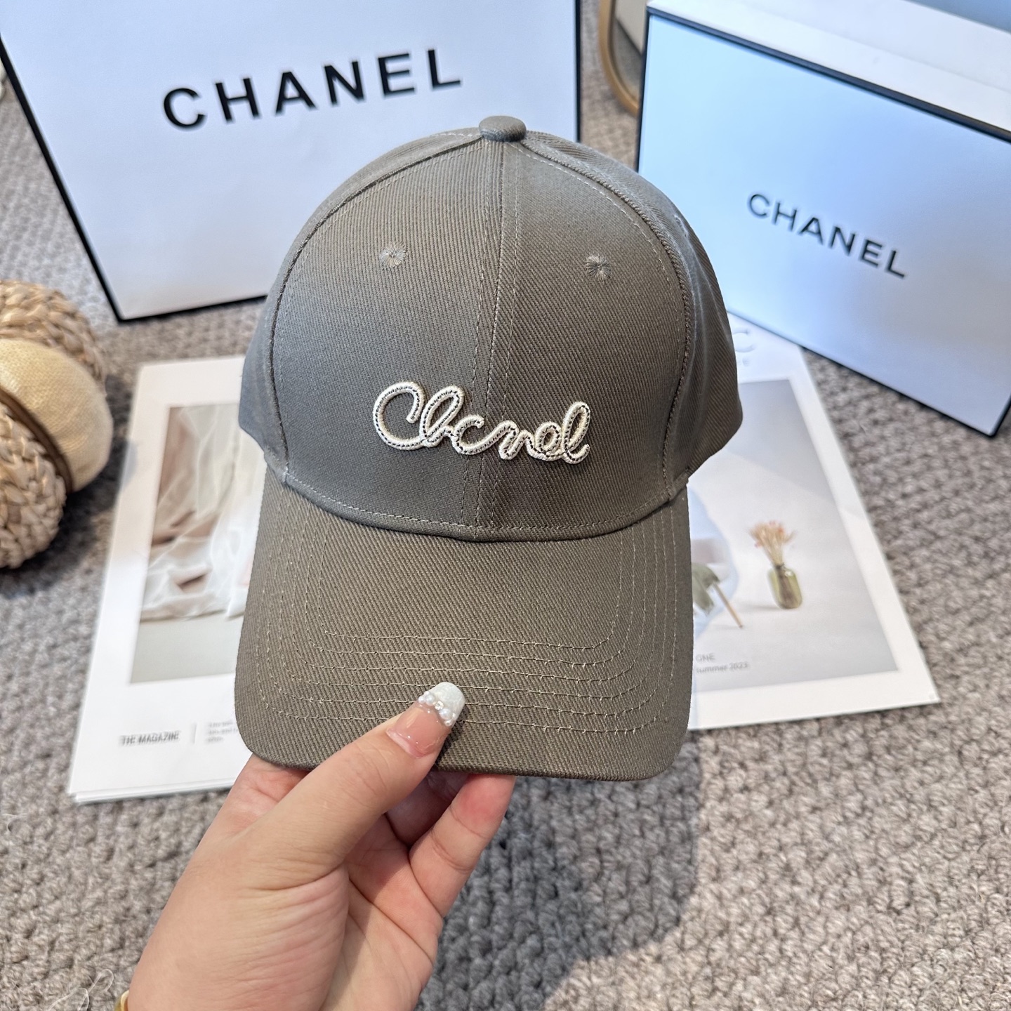   CHANEL香奈儿 新款简约刺绣logo棒球帽，新款出货，大牌款超好搭配，赶紧入手！