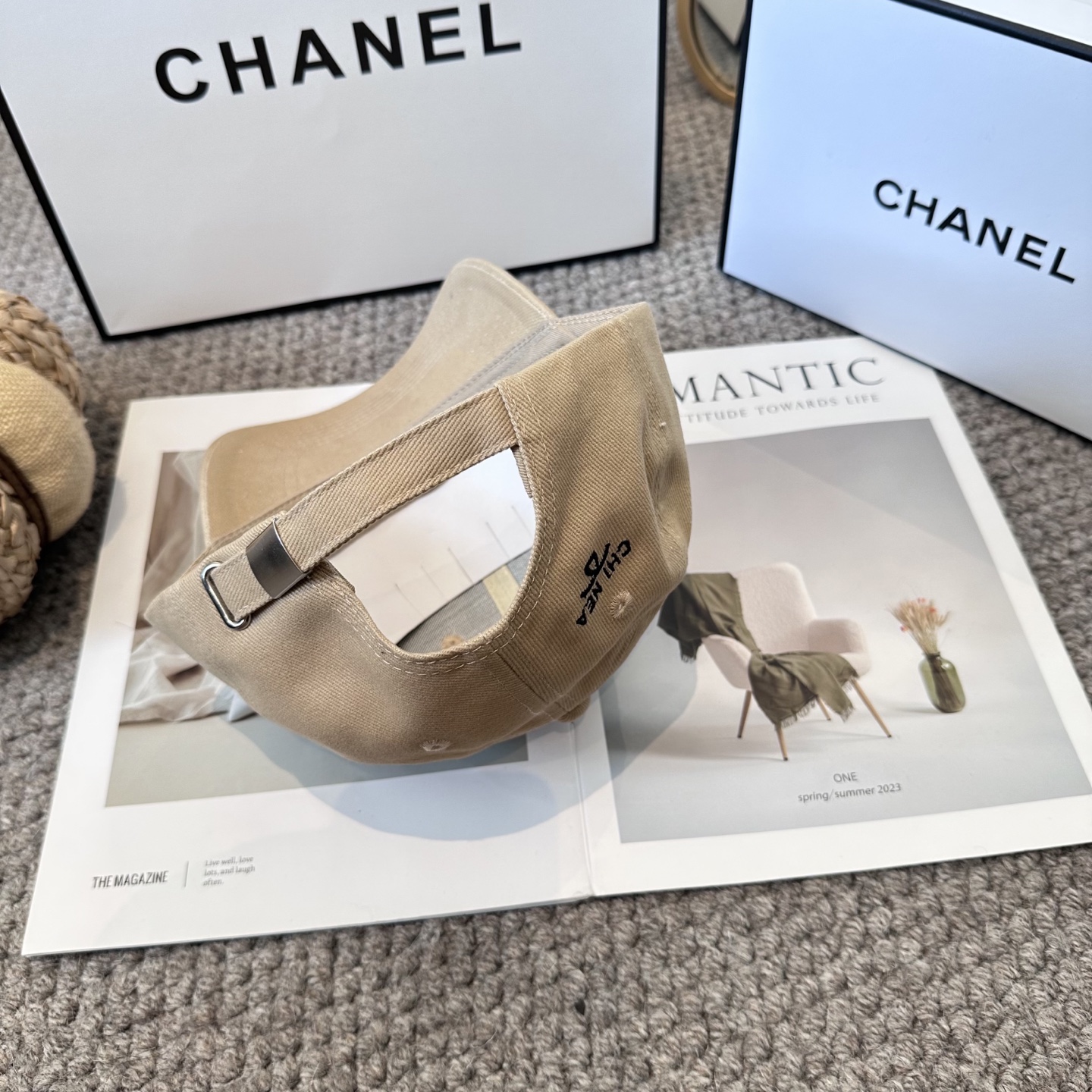   CHANEL香奈儿 新款简约刺绣logo棒球帽，新款出货，大牌款超好搭配，赶紧入手！