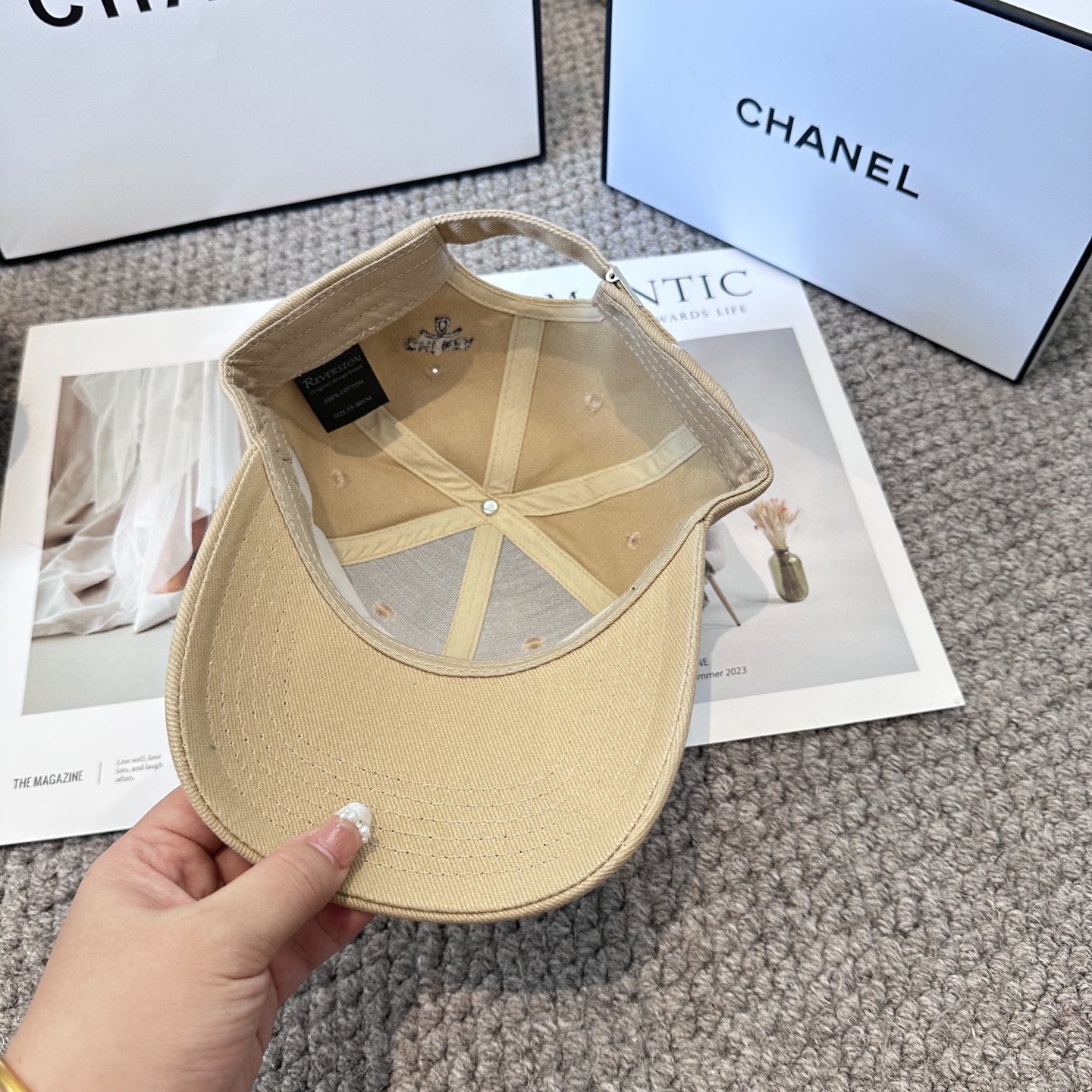   CHANEL香奈儿 新款简约刺绣logo棒球帽，新款出货，大牌款超好搭配，赶紧入手！