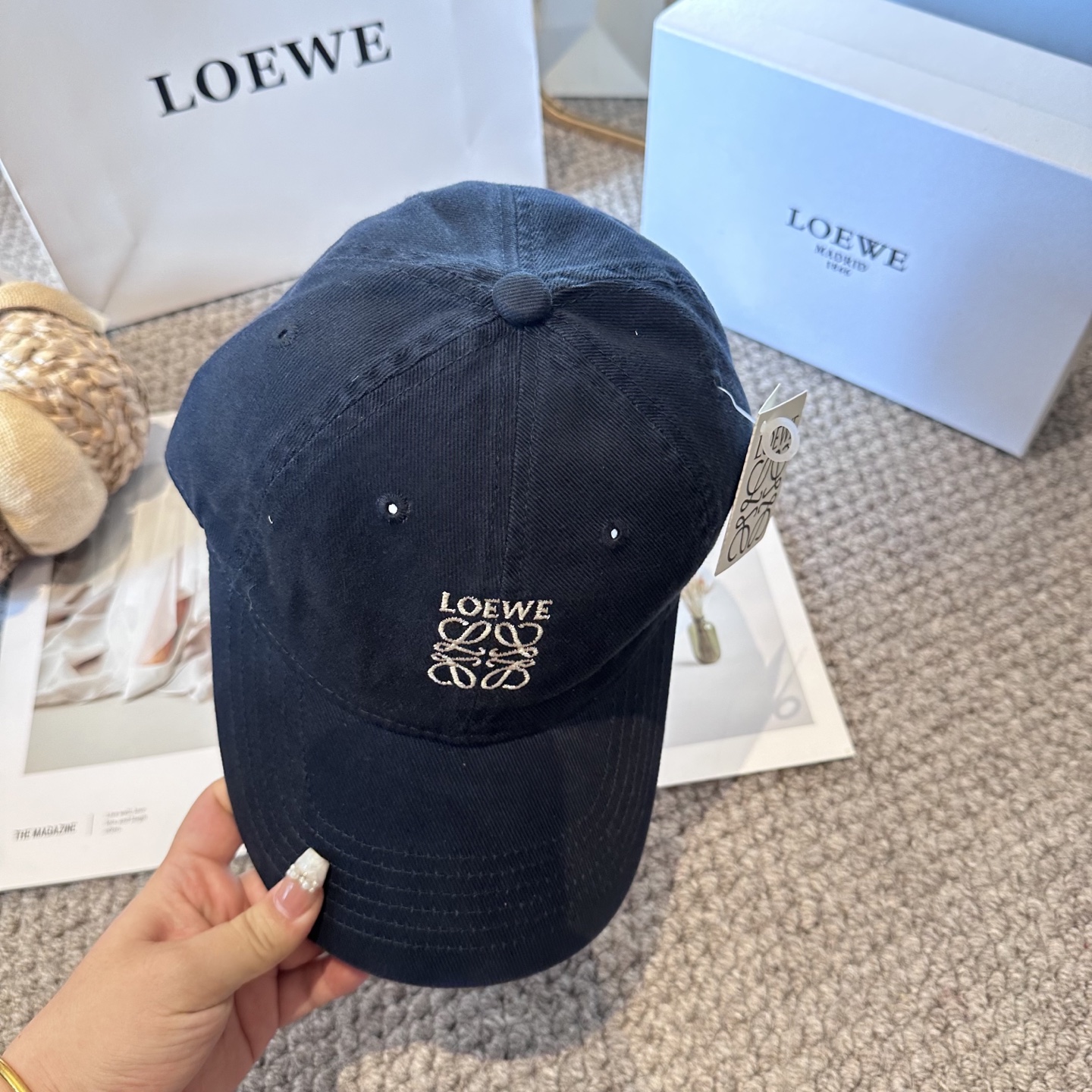  LOEWE【罗意威】新款刺绣棒球帽，专柜同步出货，大牌款超好搭配，赶紧入手