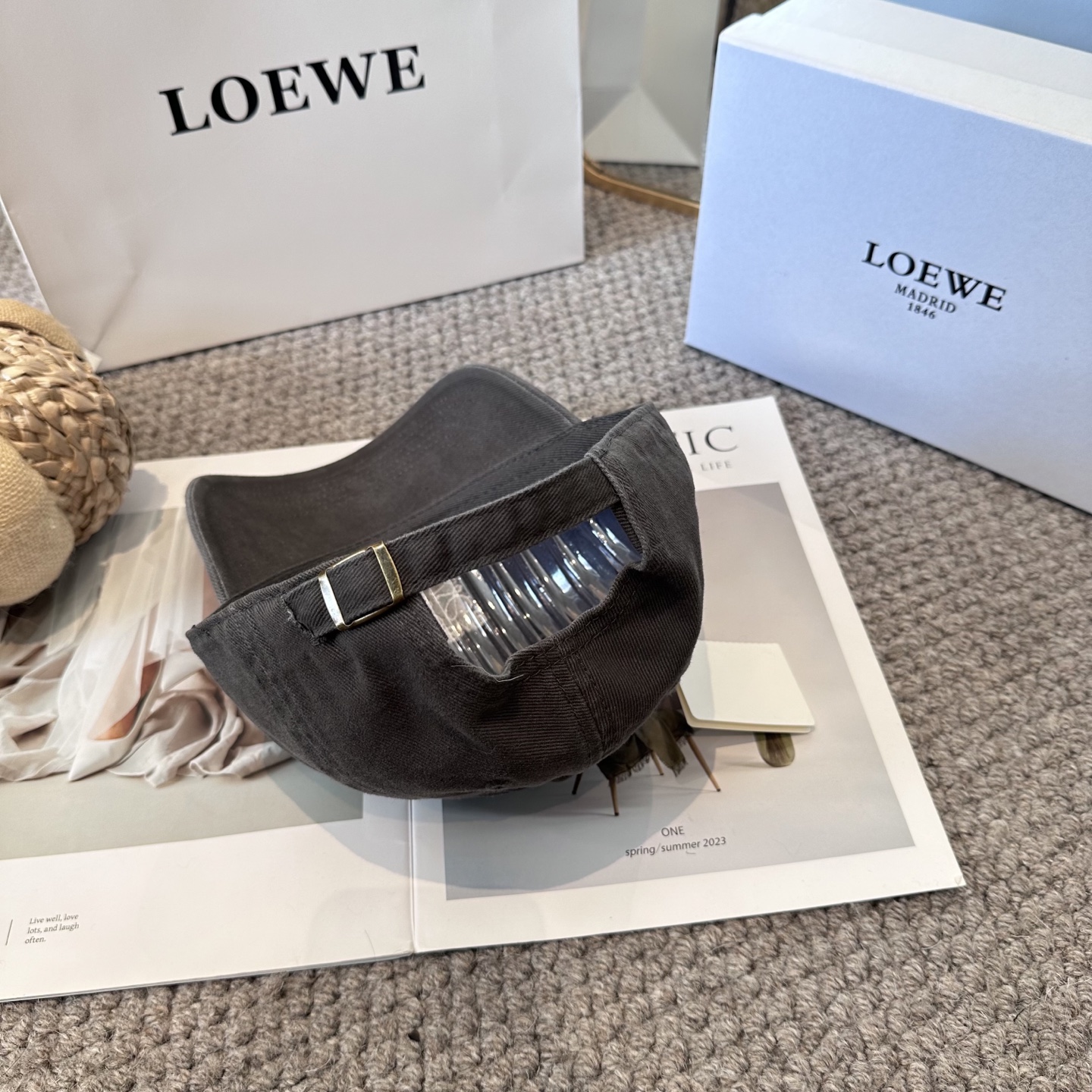 LOEWE【罗意威】新款刺绣棒球帽，专柜同步出货，大牌款超好搭配，赶紧入手