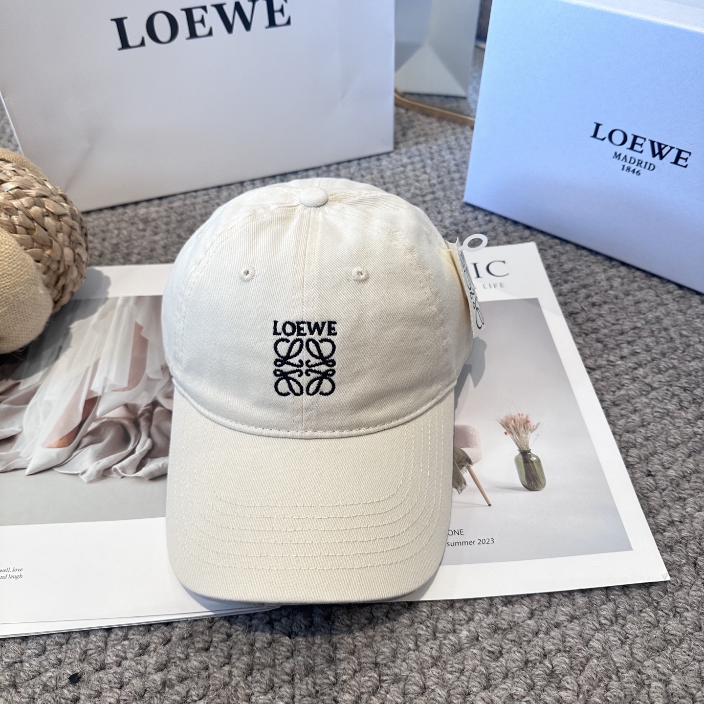  LOEWE【罗意威】新款刺绣棒球帽，专柜同步出货，大牌款超好搭配，赶紧入手