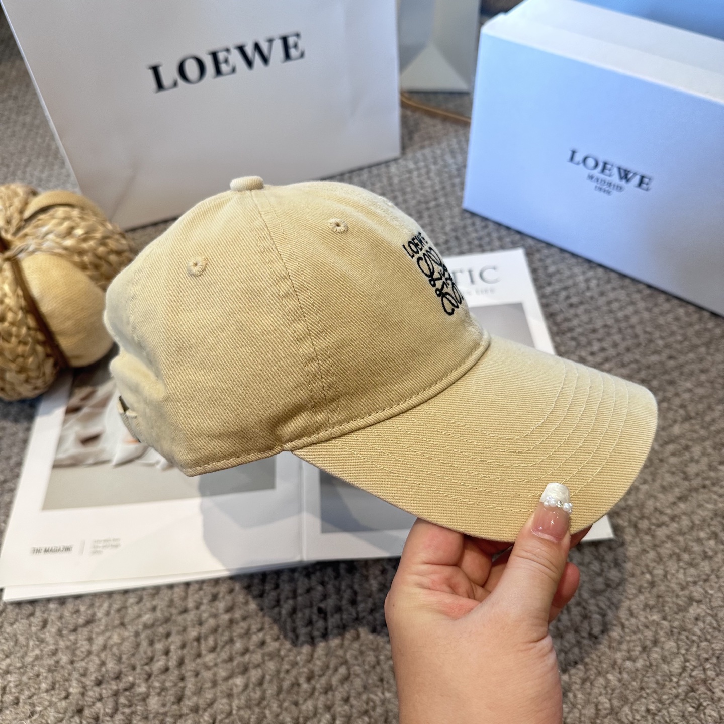  LOEWE【罗意威】新款刺绣棒球帽，专柜同步出货，大牌款超好搭配，赶紧入手