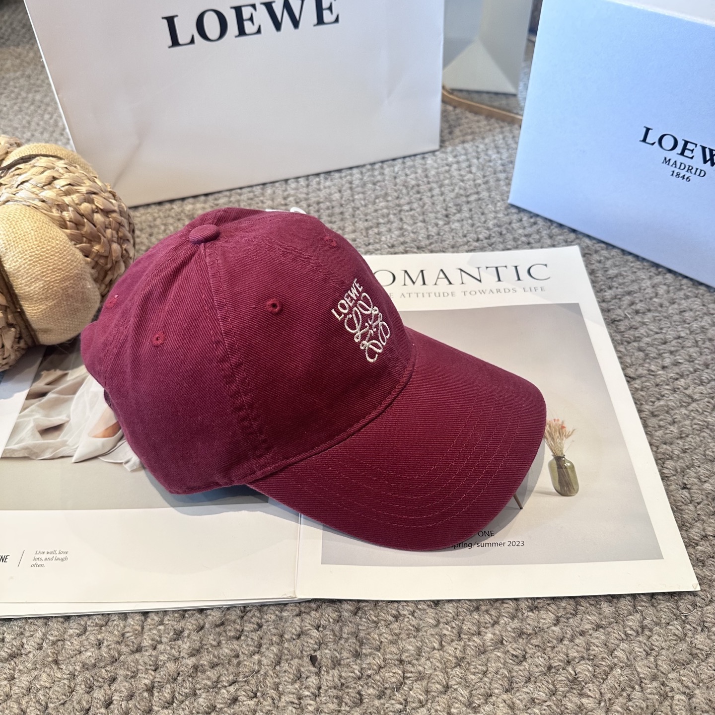  LOEWE【罗意威】新款刺绣棒球帽，专柜同步出货，大牌款超好搭配，赶紧入手