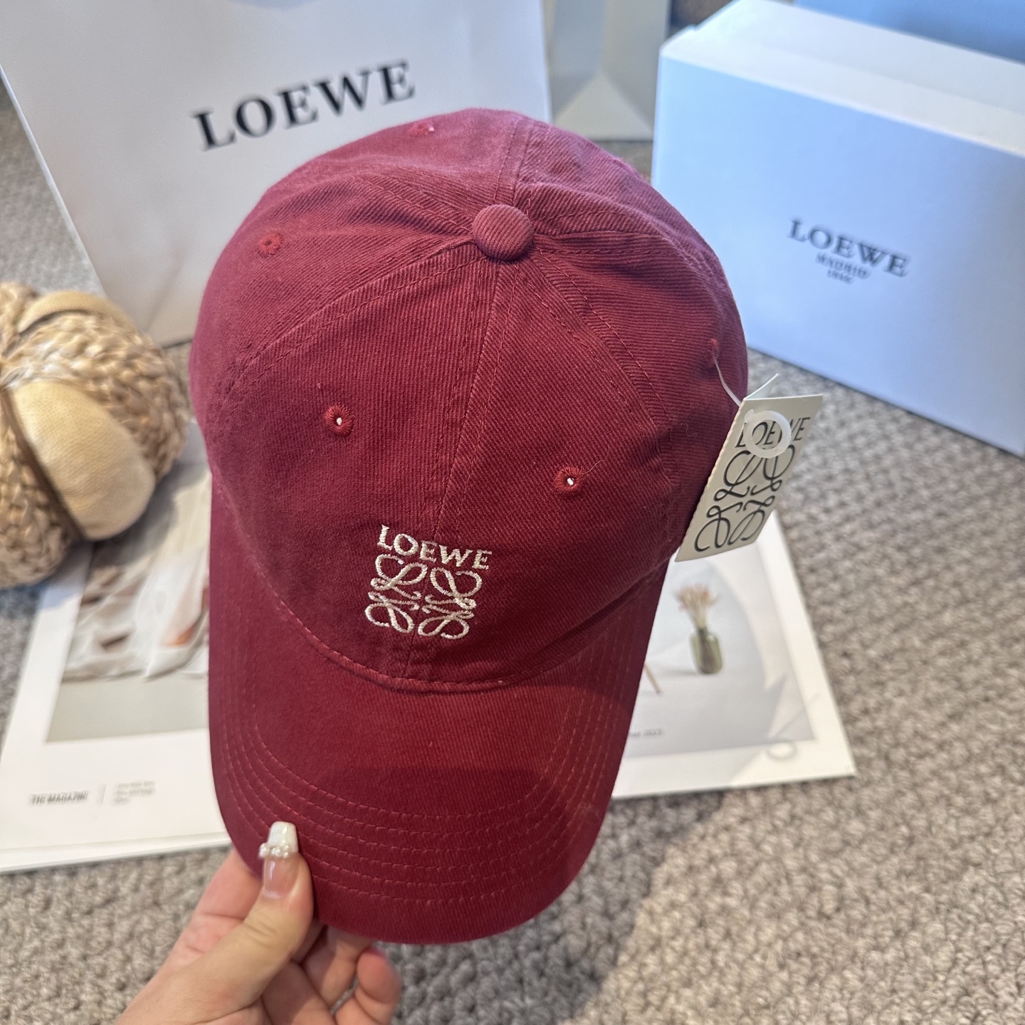  LOEWE【罗意威】新款刺绣棒球帽，专柜同步出货，大牌款超好搭配，赶紧入手