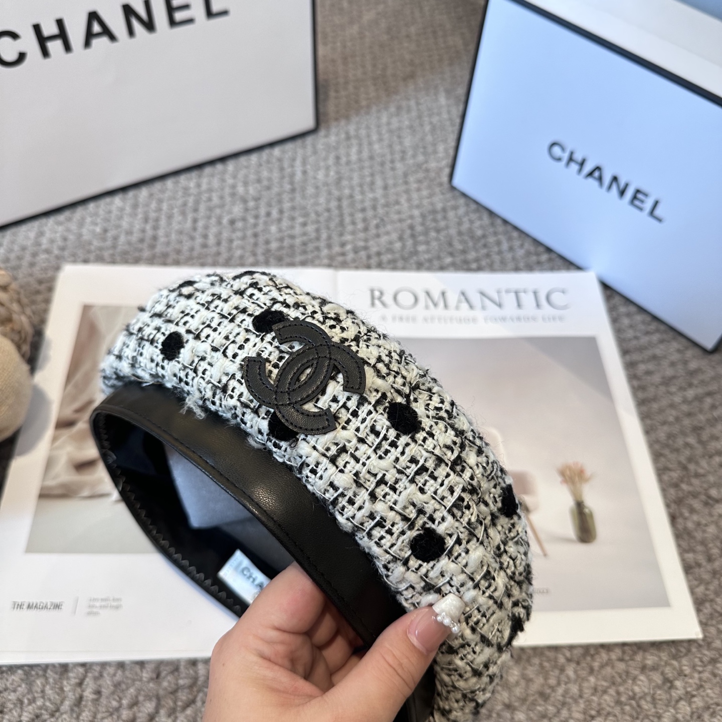  CHANEL香奈儿 新款皮革羊毛拼接贝雷帽女秋冬百搭辣妹个性显脸小 不挑人的帽型 