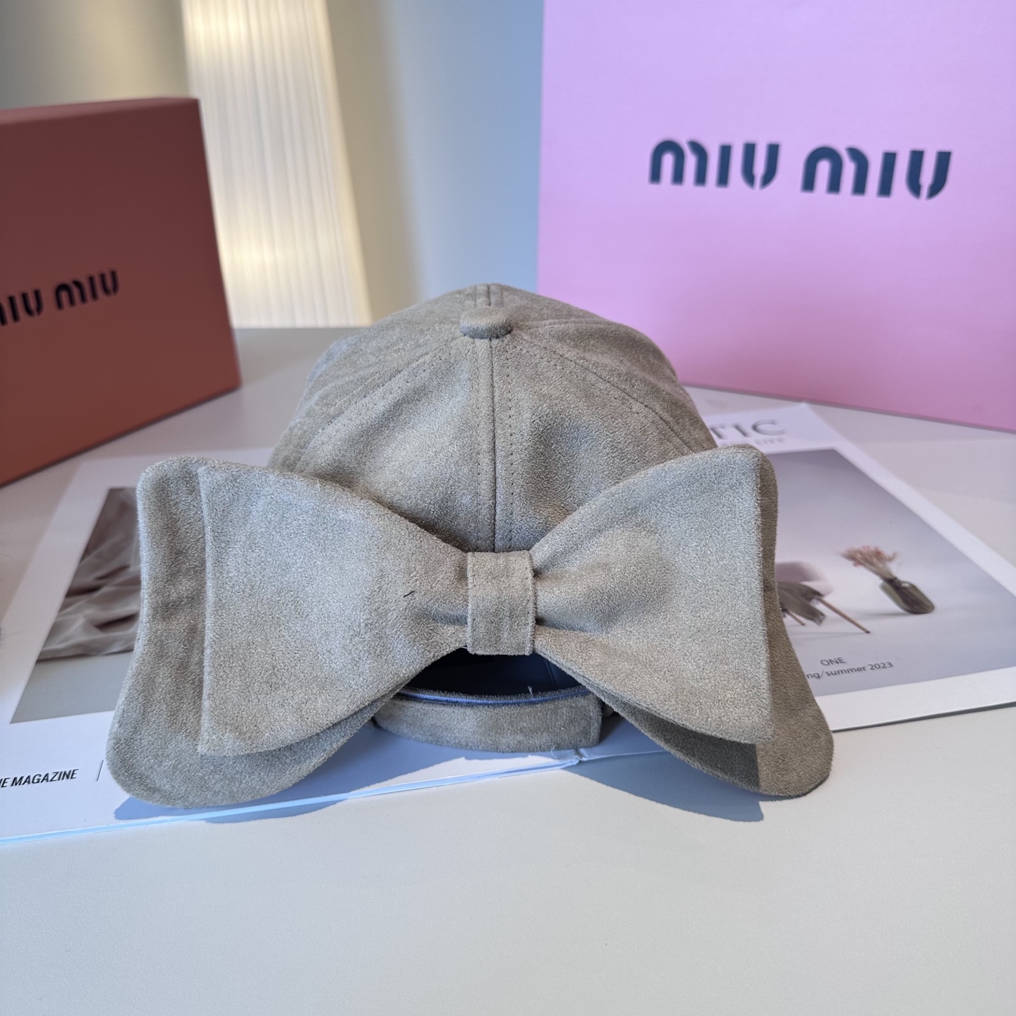  miumiu缪缪 新款绒面 蝴蝶结鸭舌帽，高端定制，百搭时尚精致💍3色