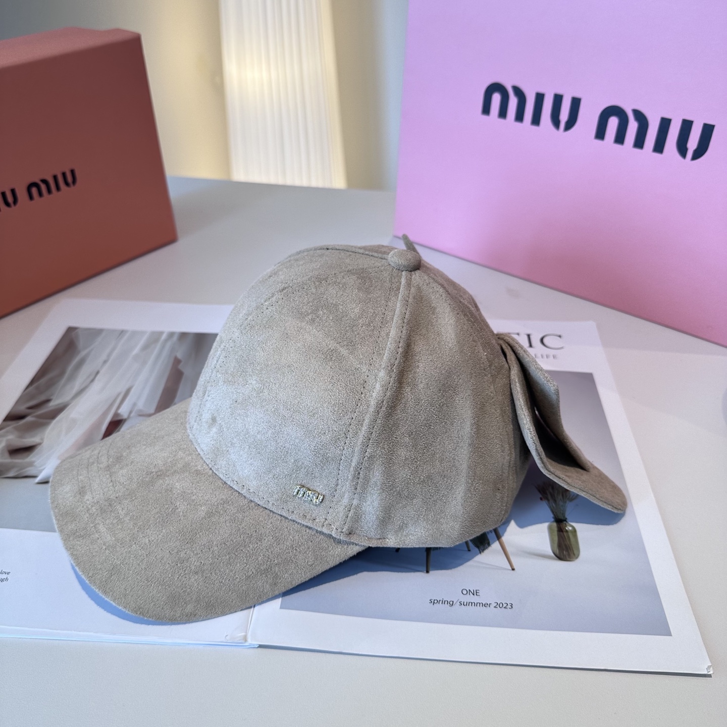  miumiu缪缪 新款绒面 蝴蝶结鸭舌帽，高端定制，百搭时尚精致💍3色