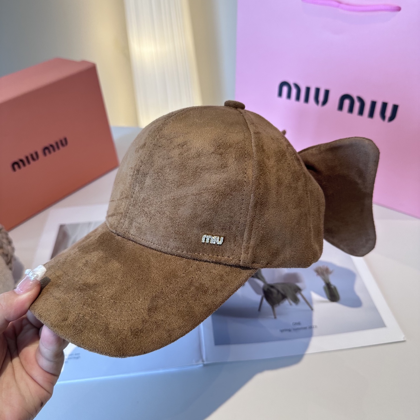  miumiu缪缪 新款绒面 蝴蝶结鸭舌帽，高端定制，百搭时尚精致💍3色