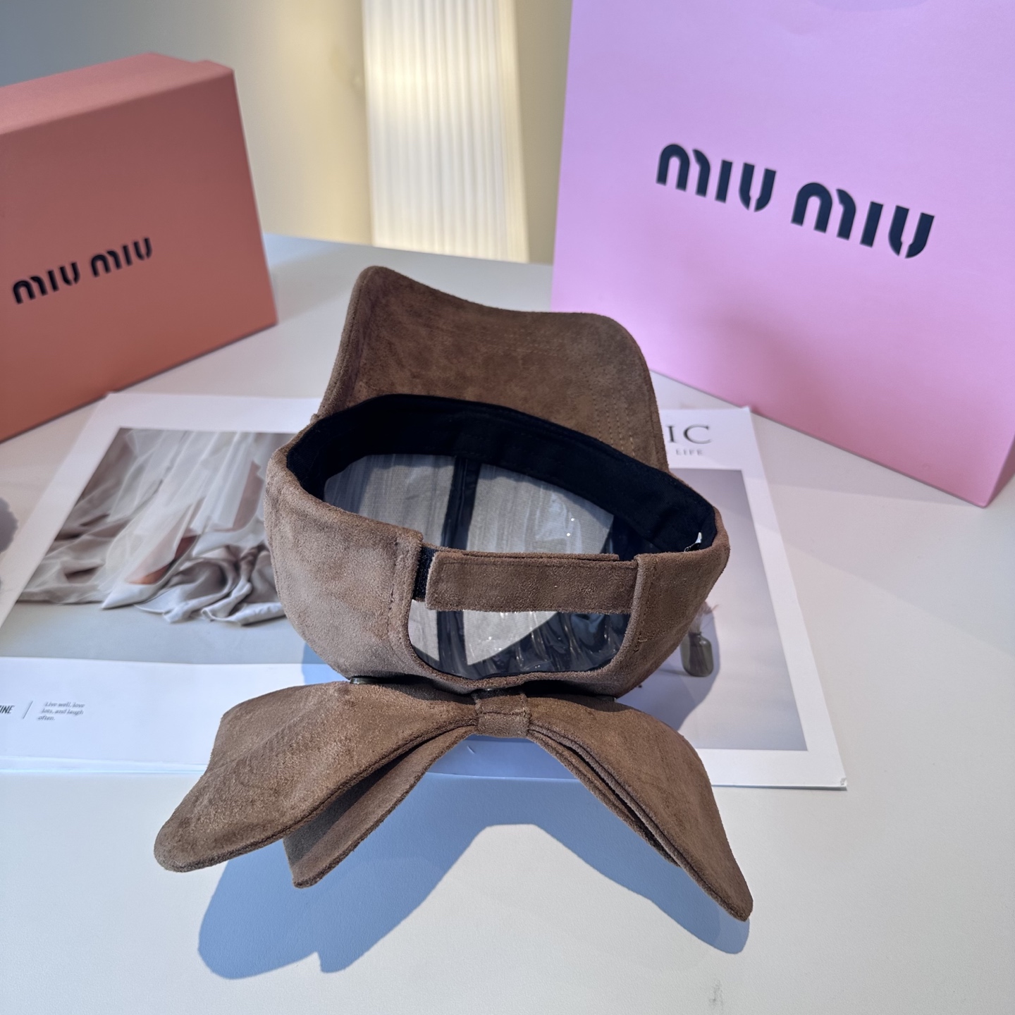  miumiu缪缪 新款绒面 蝴蝶结鸭舌帽，高端定制，百搭时尚精致💍3色