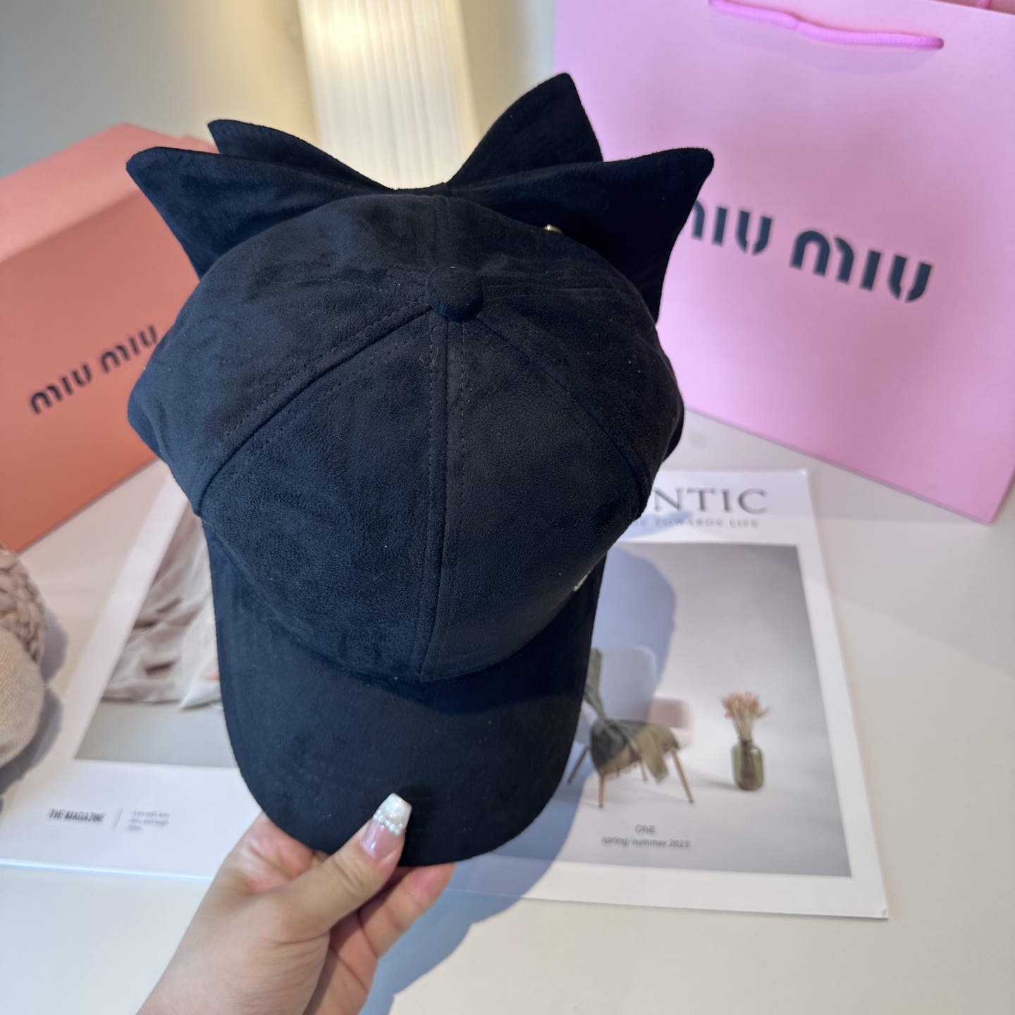  miumiu缪缪 新款绒面 蝴蝶结鸭舌帽，高端定制，百搭时尚精致💍3色