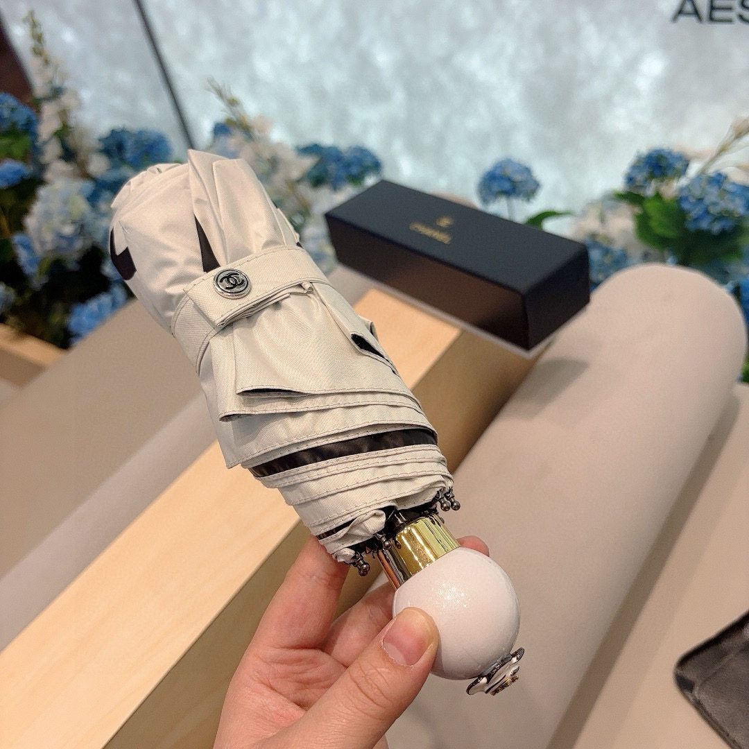 CHANEL（香奈儿）珍珠手柄 五折手动折叠晴雨伞 选用台湾进口UV防紫外线伞布 原单代工级品质  🌹2