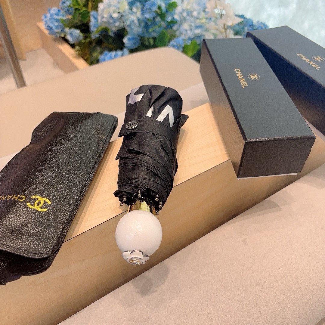 CHANEL（香奈儿）珍珠手柄 五折手动折叠晴雨伞 选用台湾进口UV防紫外线伞布 原单代工级品质  🌹2