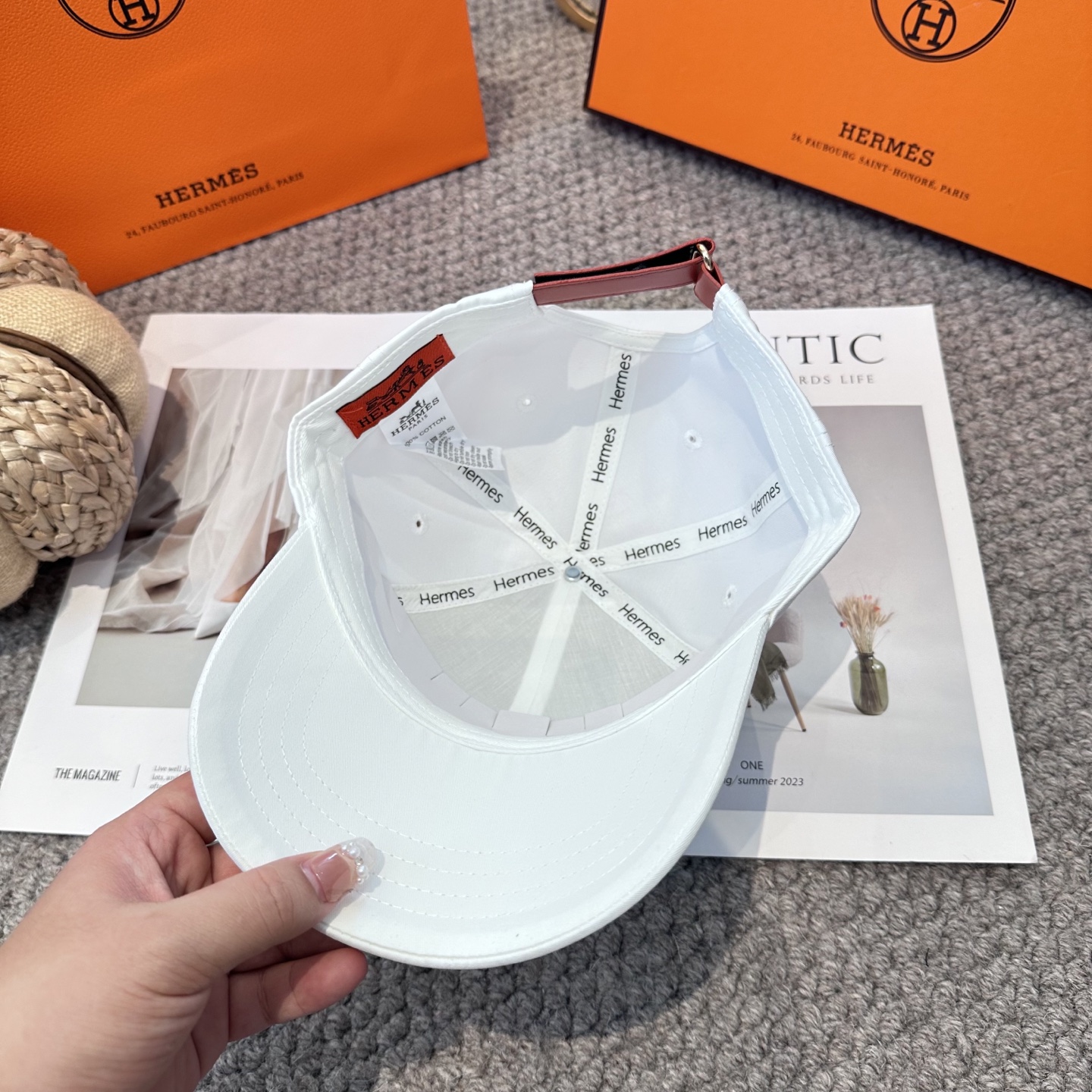  HERMÈS (爱马仕)最新款原单棒球帽 正品开模订制，做工细致，时尚帅气质量超赞！