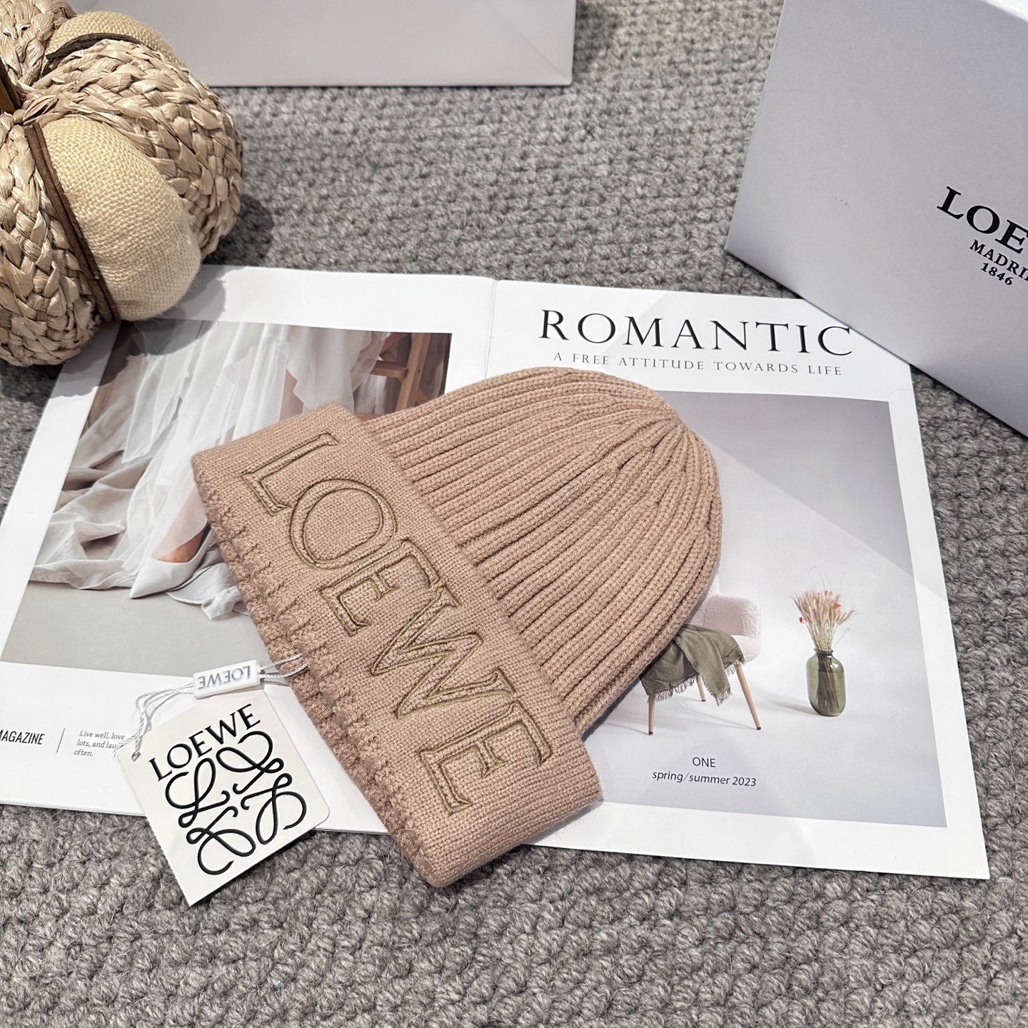  LOEWE罗意威秋冬新款毛线帽，时尚大牌 男女款通用款 4个色