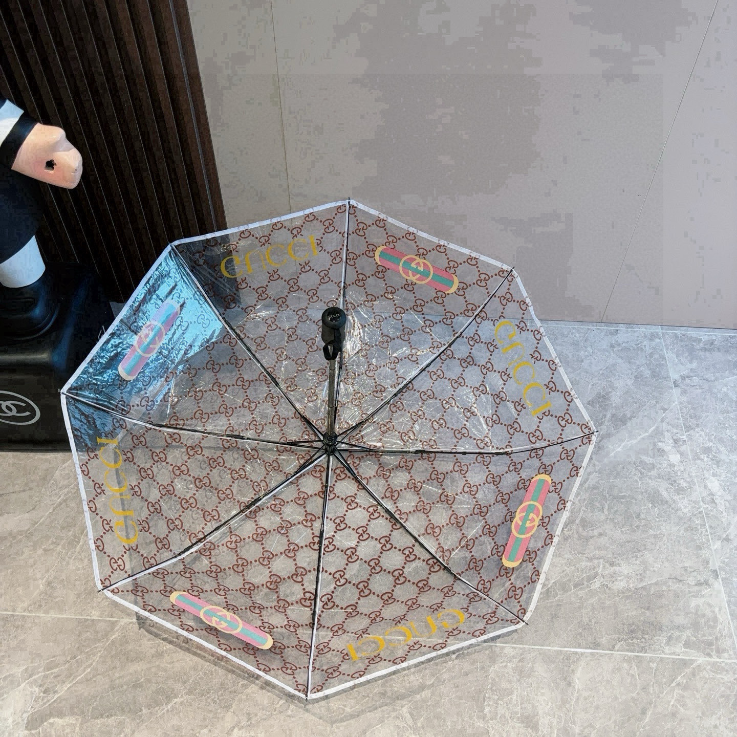  GUCCI古奇 经典款 透明 三折自动折叠晴雨伞 做工精细 气质 时尚 炒鸡好看！人手必备 ！