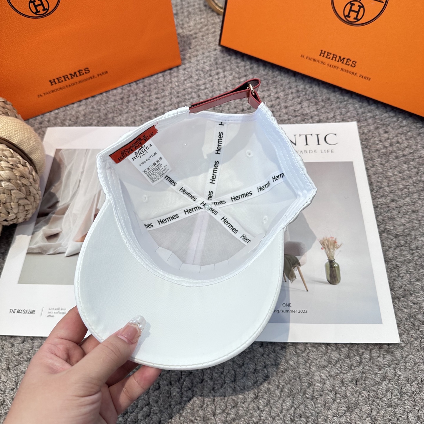  HERMÈS (爱马仕)最新款原单棒球帽 正品开模订制，做工细致，时尚帅气质量超赞！