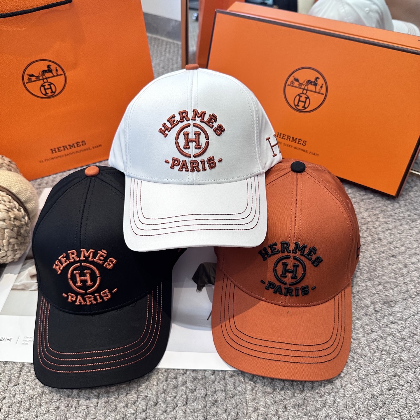  HERMÈS (爱马仕)最新款原单棒球帽 正品开模订制，做工细致，时尚帅气质量超赞！