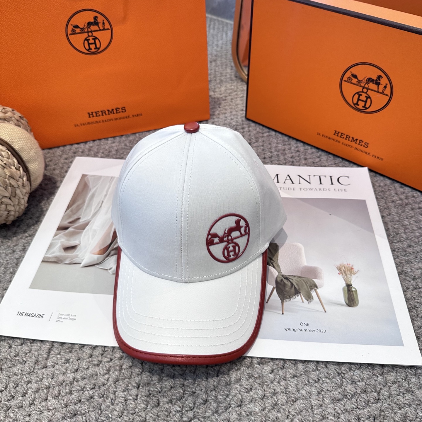  HERMÈS (爱马仕)最新款原单棒球帽 正品开模订制，做工细致，时尚帅气质量超赞！