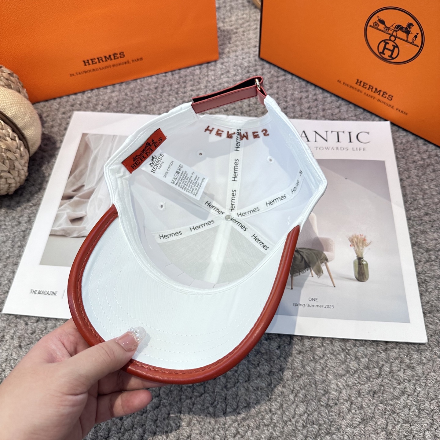  HERMÈS (爱马仕)最新款原单棒球帽 正品开模订制，做工细致，时尚帅气质量超赞！