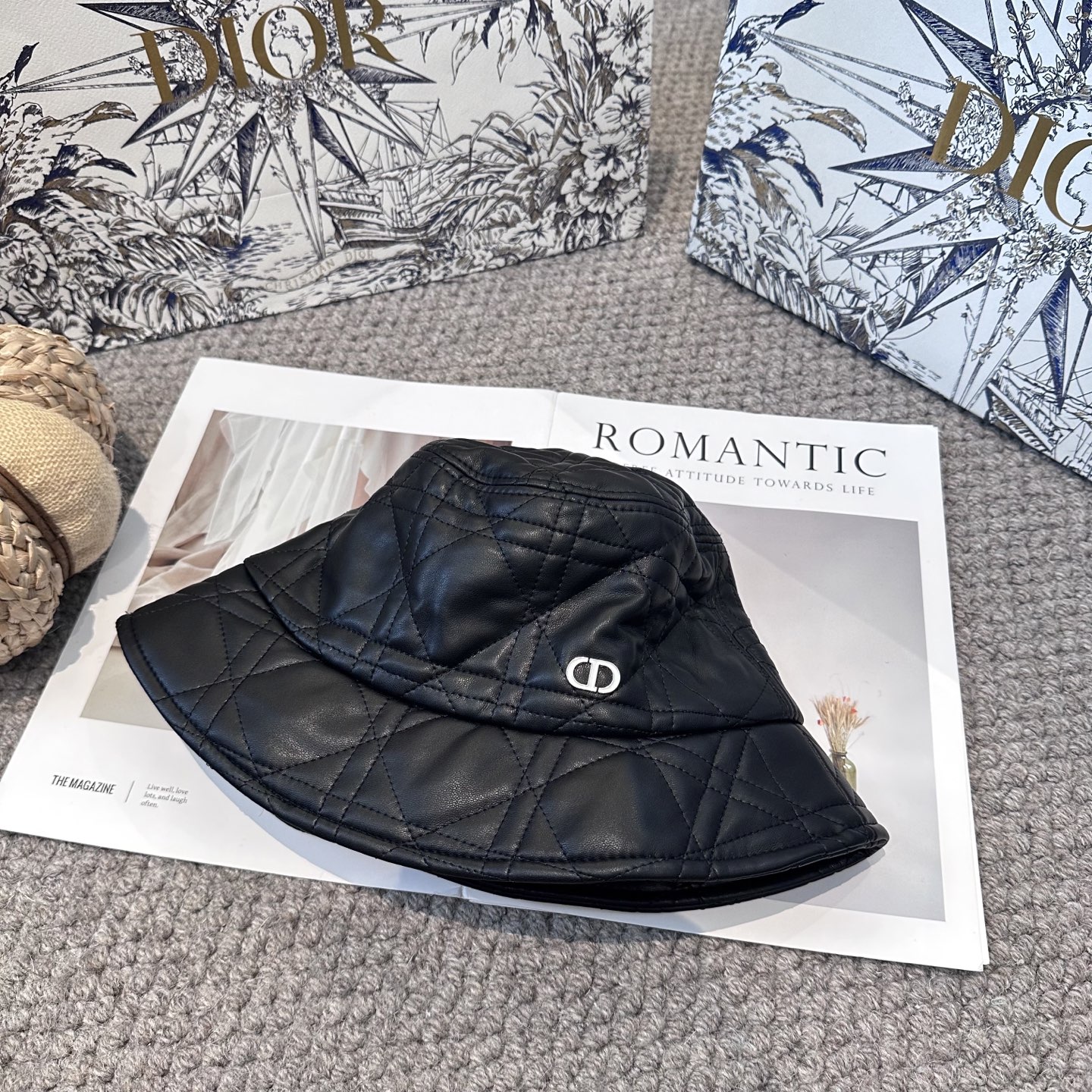 Dior 迪奥 新款原单渔夫帽， 精致純也格调很有感觉，很酷很时尚，质量超赞