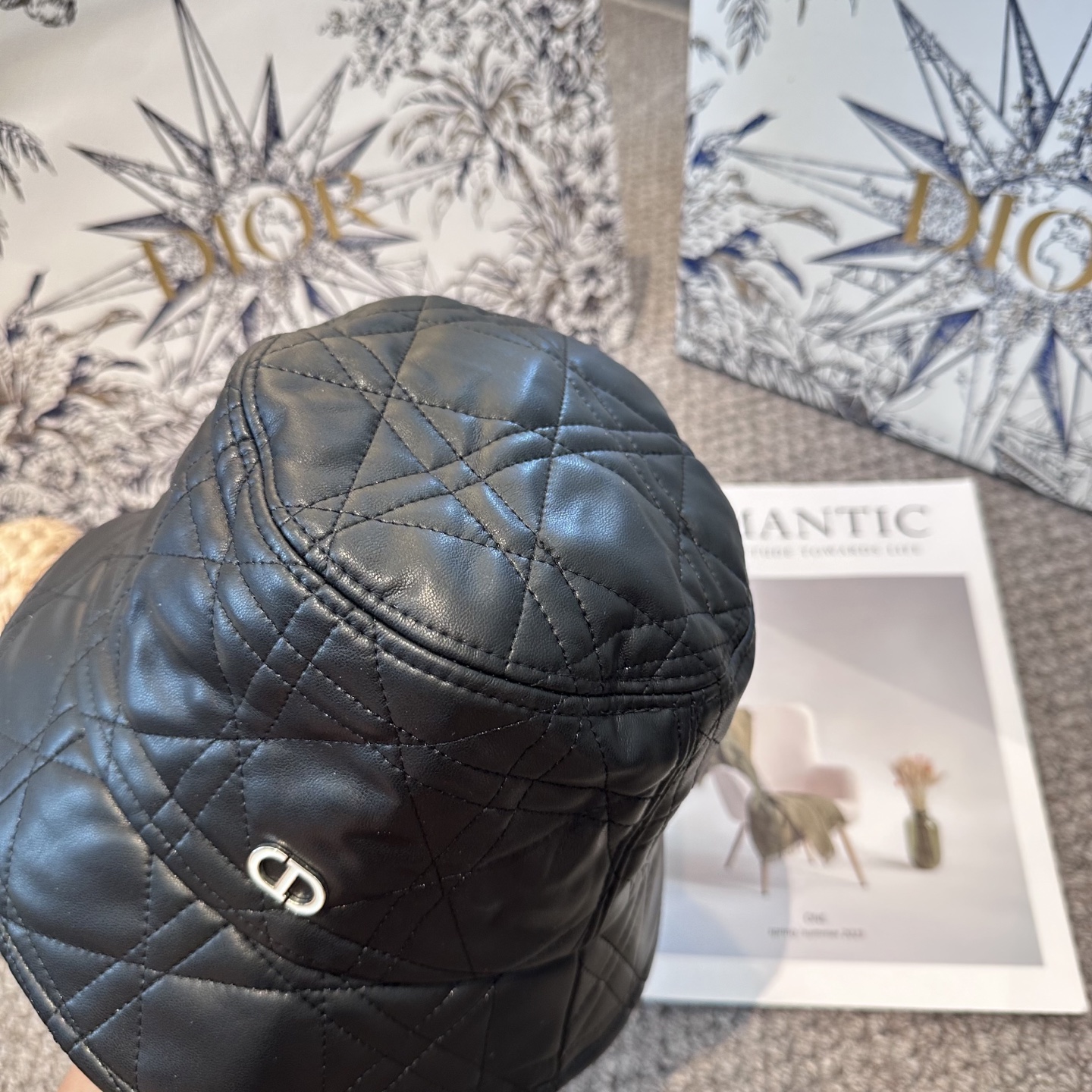 Dior 迪奥 新款原单渔夫帽， 精致純也格调很有感觉，很酷很时尚，质量超赞