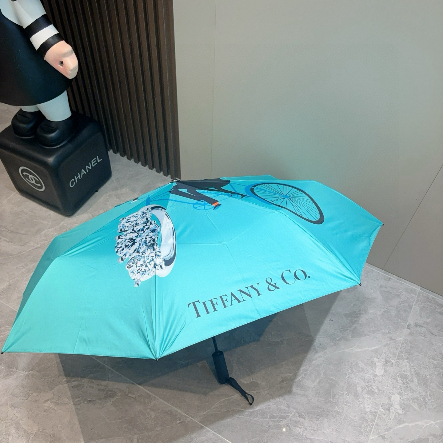  Tiffany蒂芙尼 三折自动折叠晴雨伞 火爆来袭 夏日里的小清新 高效阻隔紫外线涂层 有伞随行 晴雨