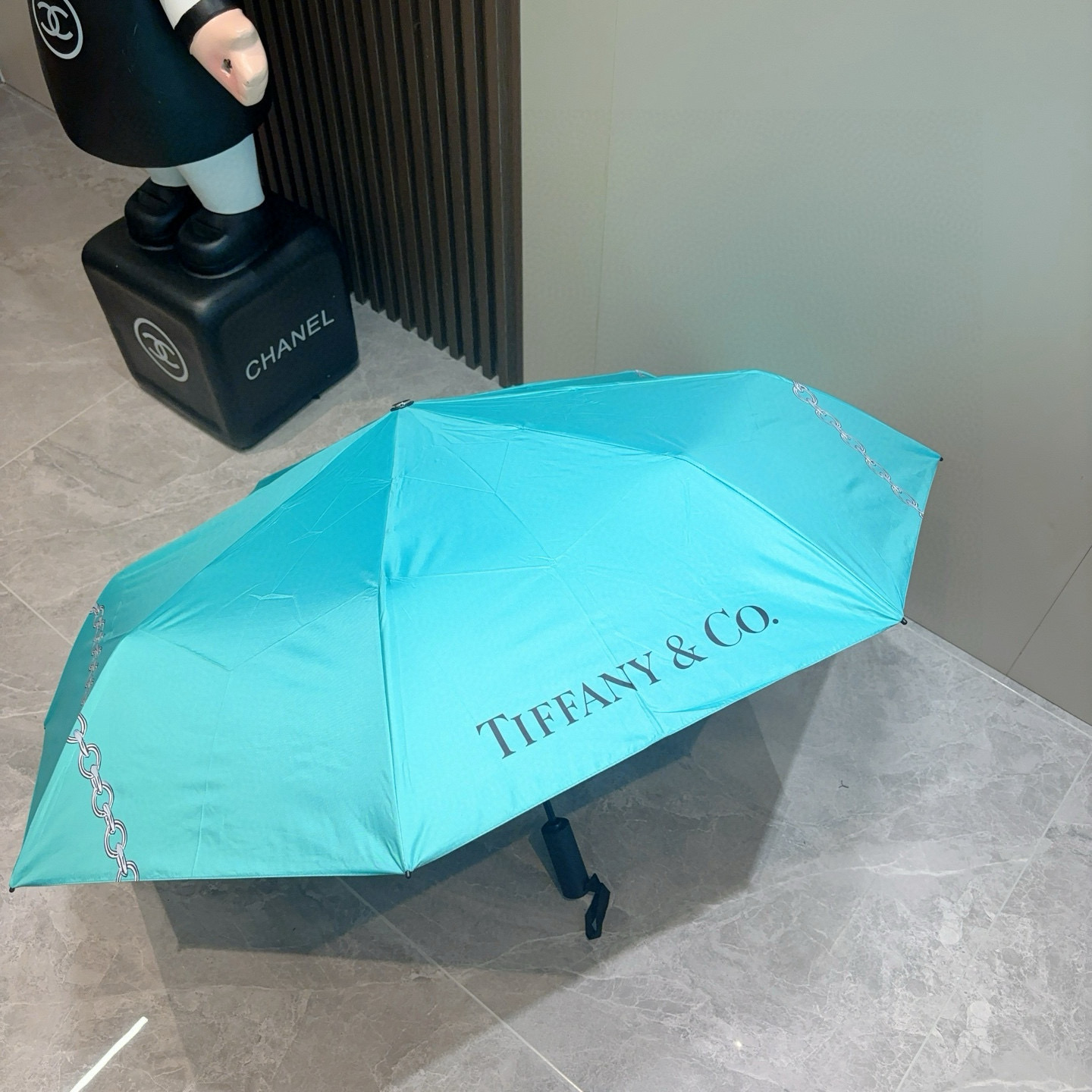  Tiffany蒂芙尼 三折自动折叠晴雨伞 火爆来袭 夏日里的小清新 高效阻隔紫外线涂层 有伞随行 晴雨