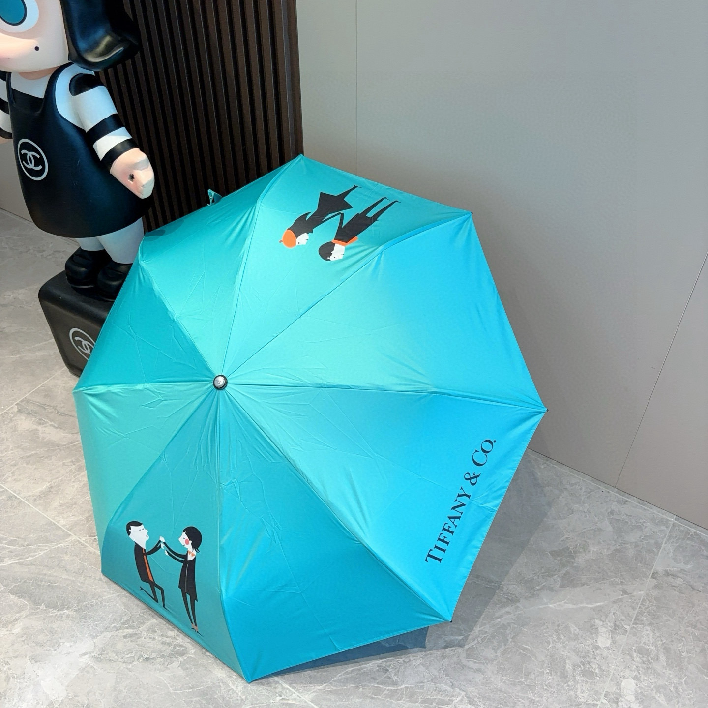  Tiffany蒂芙尼 三折自动折叠晴雨伞 火爆来袭 夏日里的小清新 高效阻隔紫外线涂层 有伞随行 晴雨