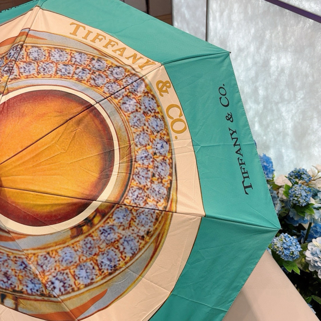  Tiffany蒂芙尼 三折自动折叠晴雨伞 火爆来袭 夏日里的小清新 高效阻隔紫外线涂层 有伞随行 晴雨
