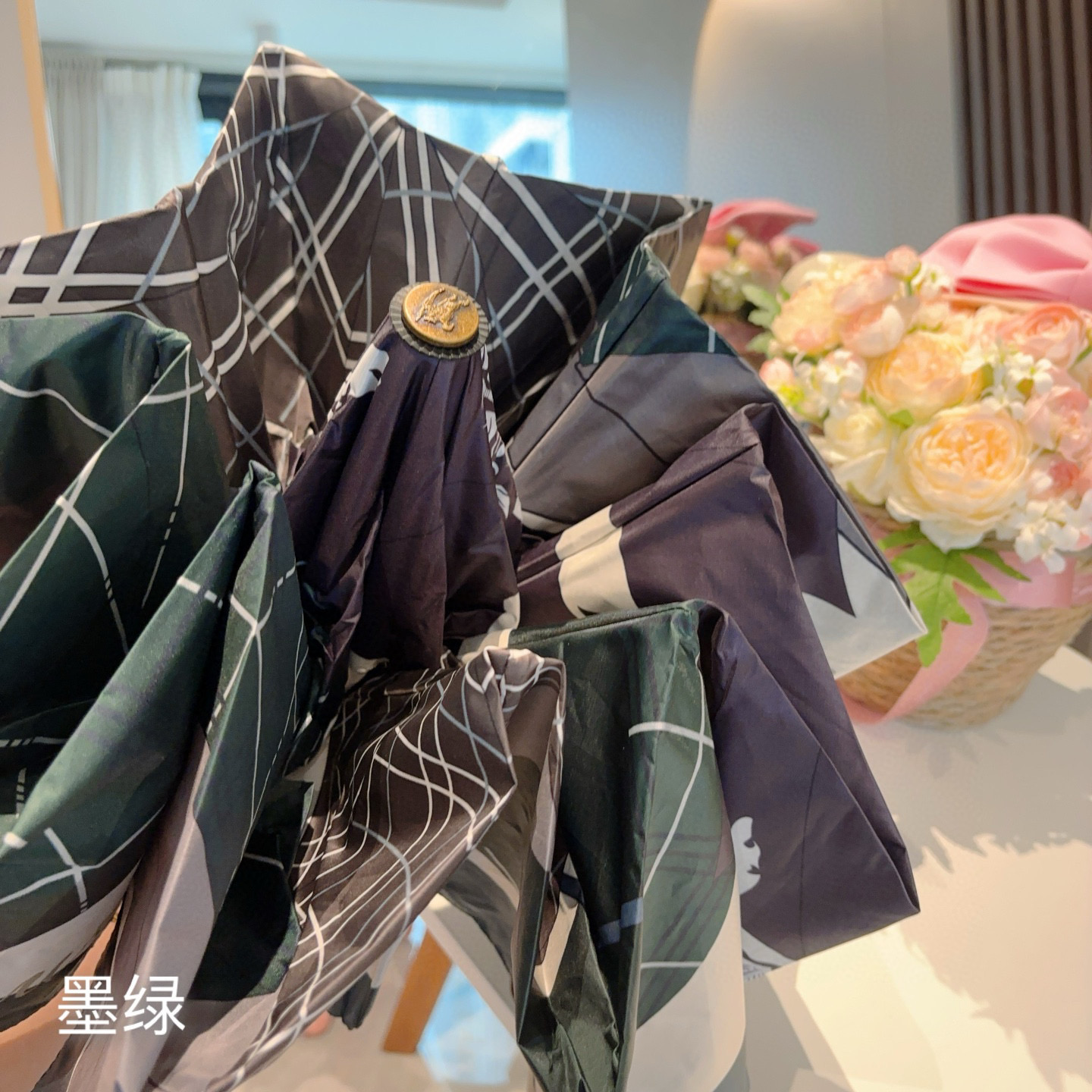  BURBERRY（巴宝莉） 三折自动折叠晴雨伞 年度巅峰之作 经典 高雅 时髦 这就是被称为英国BUR