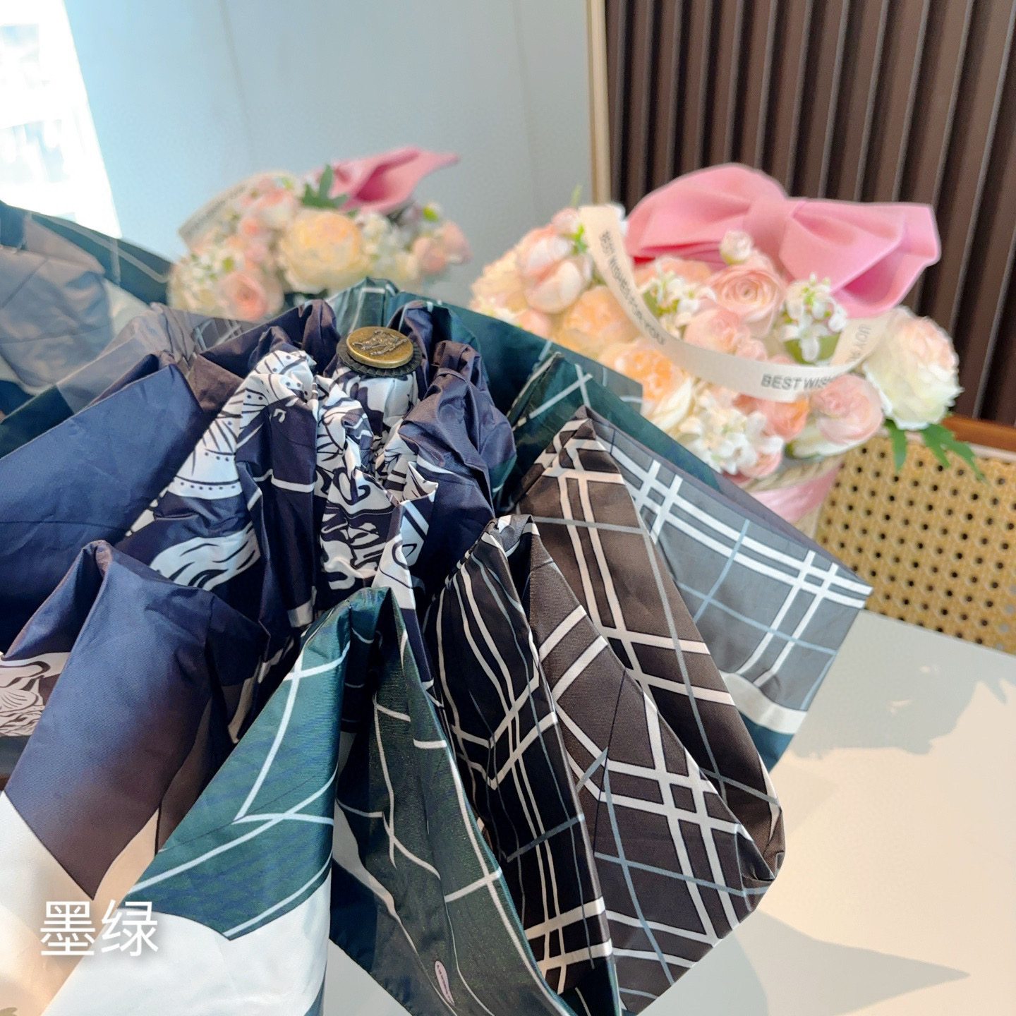  BURBERRY（巴宝莉）五折手动折叠晴雨伞 选用台湾进口UV防紫外线伞布 原单代工级品质  