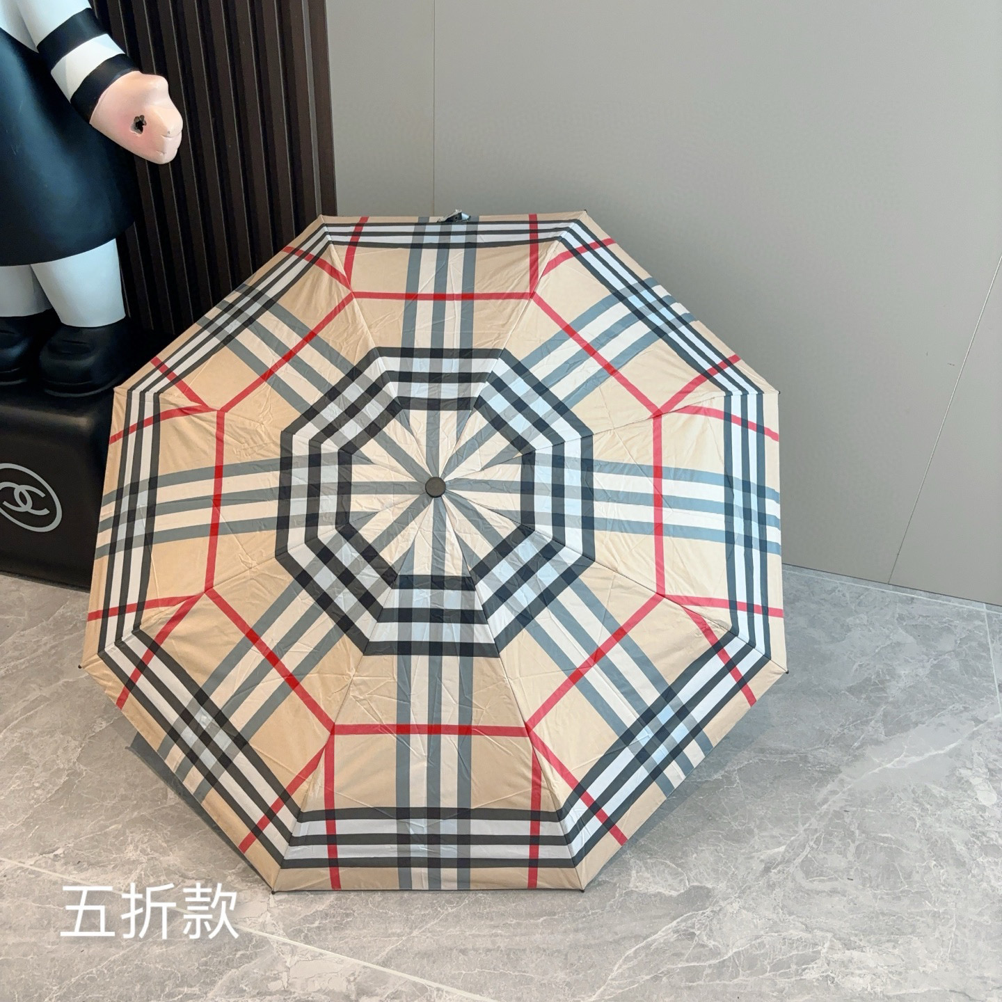  BURBERRY（巴宝莉）经典格纹 五折手动折叠晴雨伞 选用台湾进口UV防紫外线伞布 原单代工级品质 