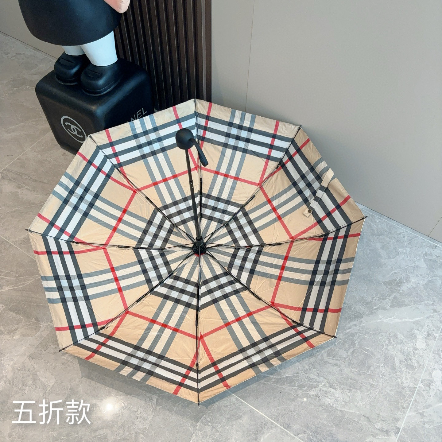  BURBERRY（巴宝莉）经典格纹 五折手动折叠晴雨伞 选用台湾进口UV防紫外线伞布 原单代工级品质 