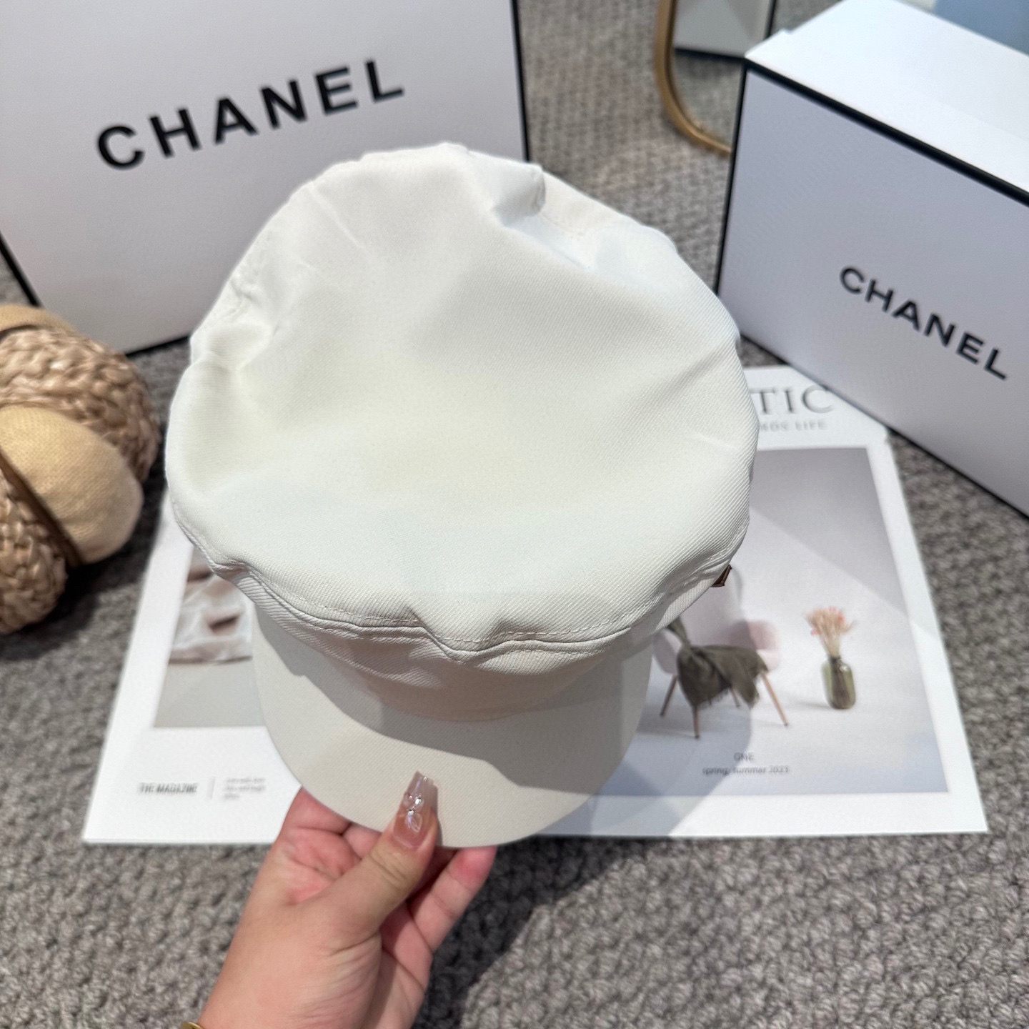  CHANEL 香奈儿 新款军帽 ，简约经典logo，质感超级赞👍，精致大牌范，女神必备神器 3色