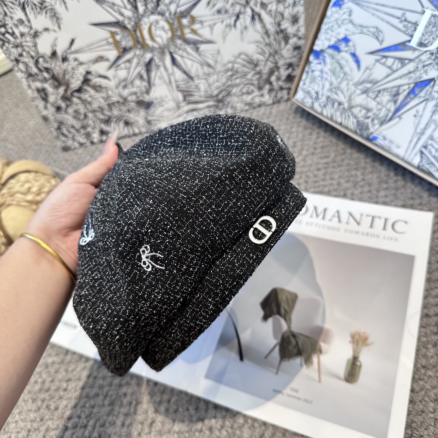 DIOR迪奥 贝雷帽子女春秋网红日系复古百搭画家帽品脸小凹造型八角帽