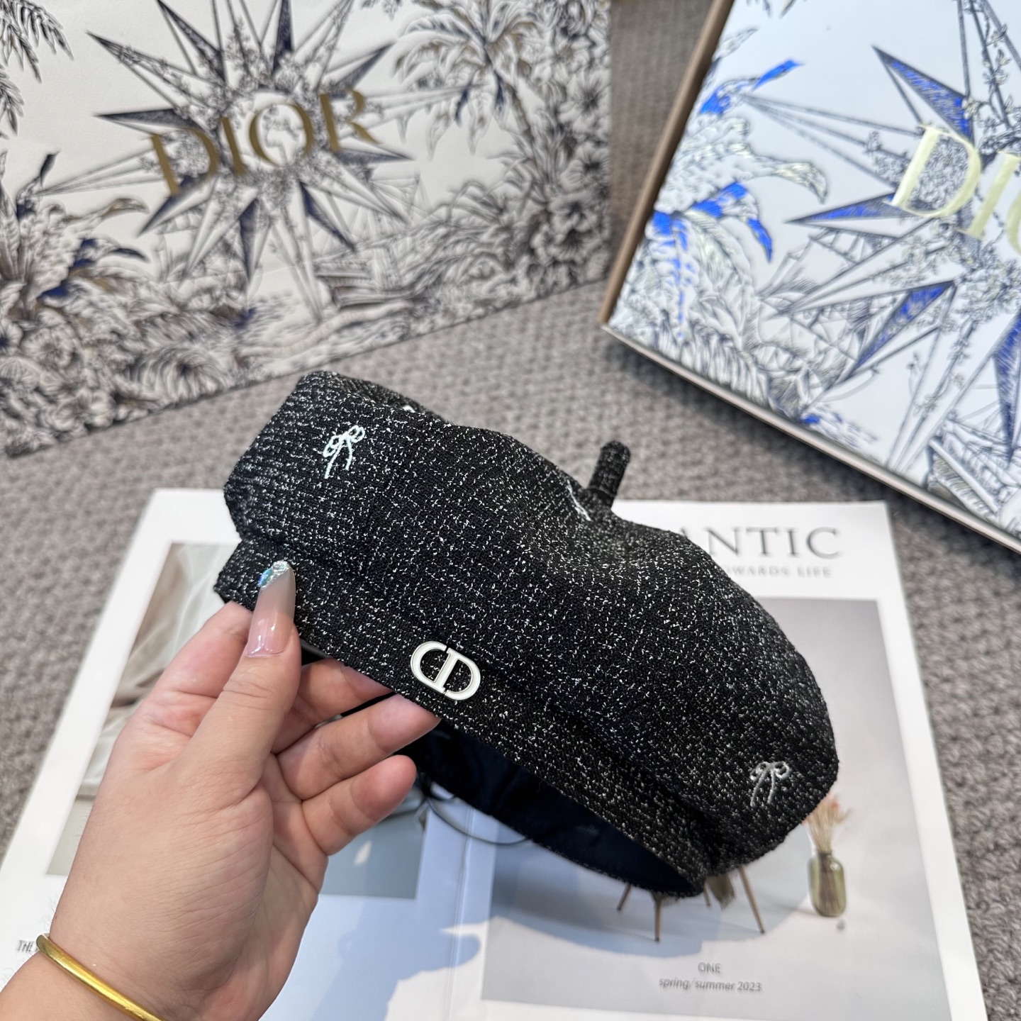 DIOR迪奥 贝雷帽子女春秋网红日系复古百搭画家帽品脸小凹造型八角帽