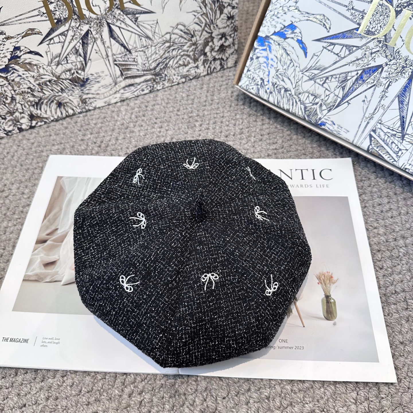 DIOR迪奥 贝雷帽子女春秋网红日系复古百搭画家帽品脸小凹造型八角帽