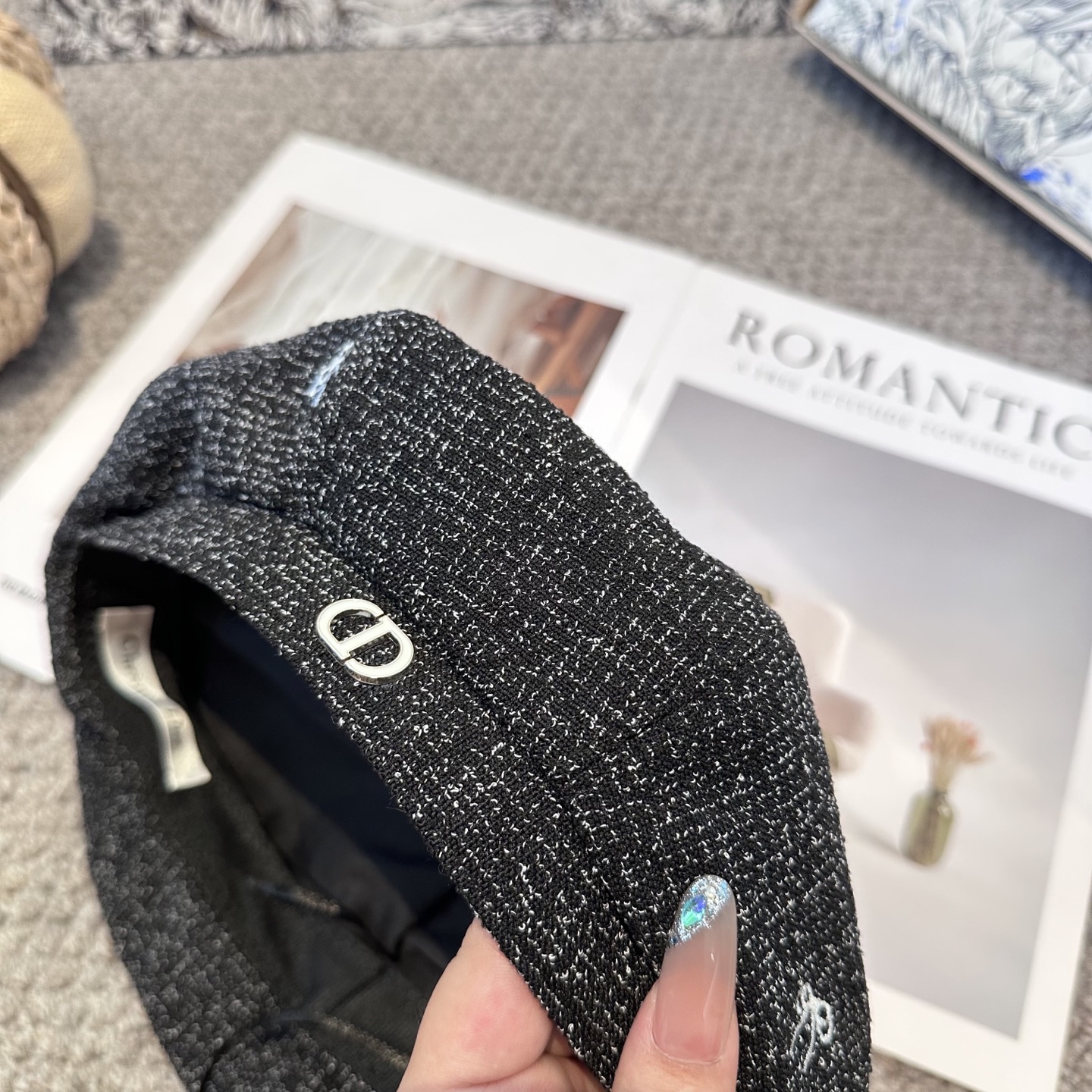 DIOR迪奥 贝雷帽子女春秋网红日系复古百搭画家帽品脸小凹造型八角帽