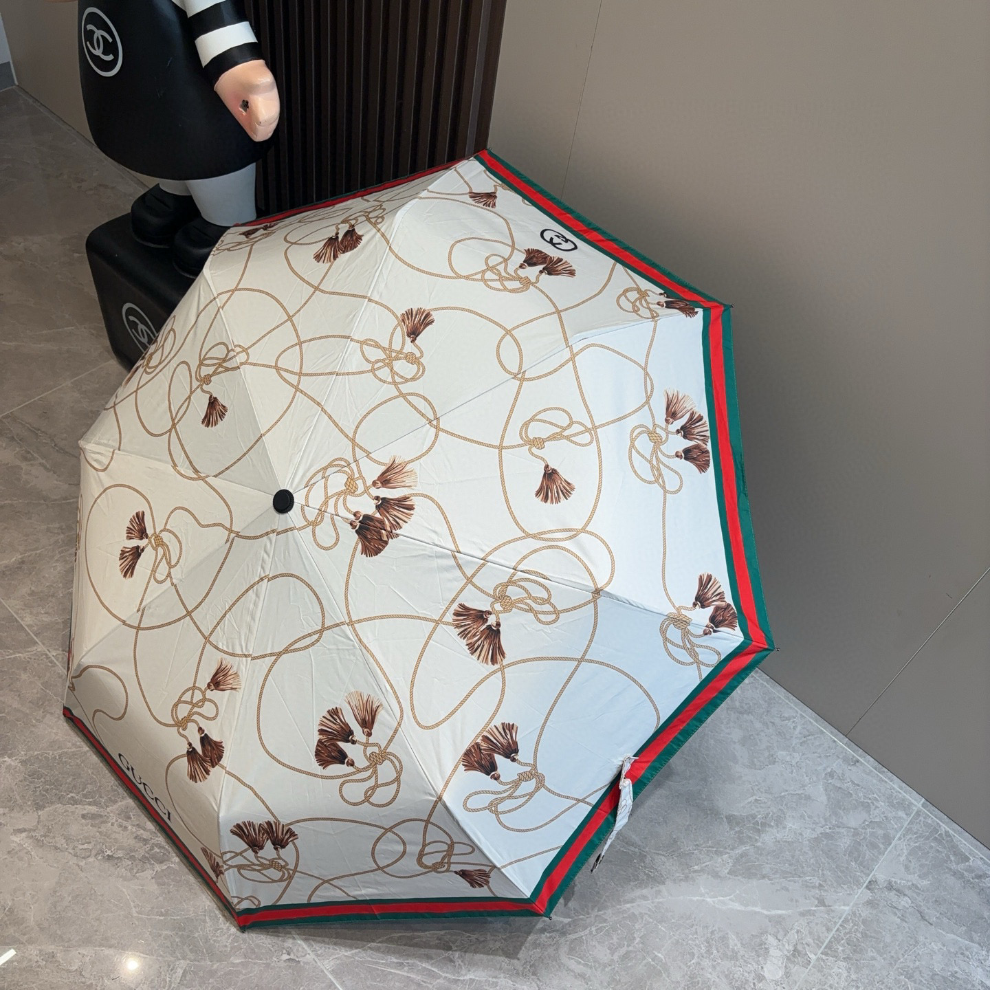  GUCCI（古奇） 三折自动折叠晴雨伞  晴天遮阳 雨天遮雨 原单代工品质 带防紫外线涂层 长度30c