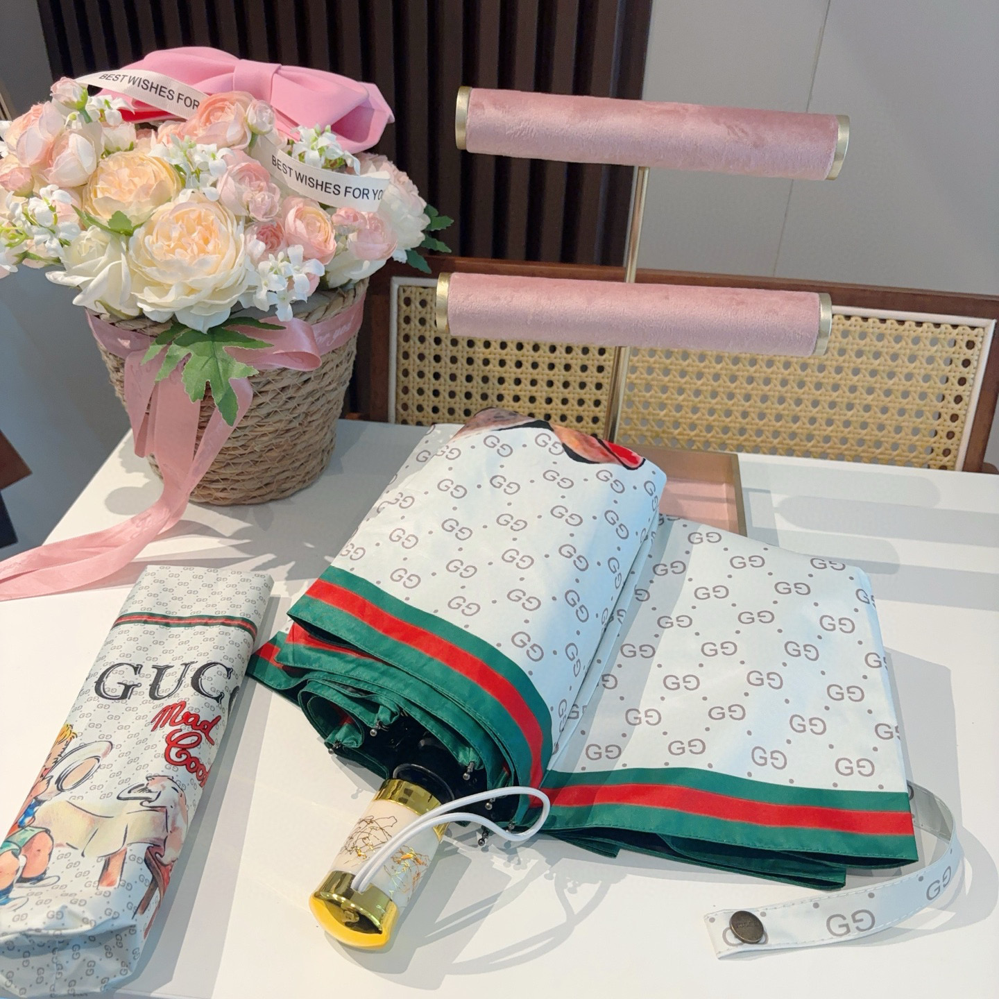  GUCCI（古奇） 三折自动折叠晴雨伞  晴天遮阳 雨天遮雨 原单代工品质 带防紫外线涂层 长度30c