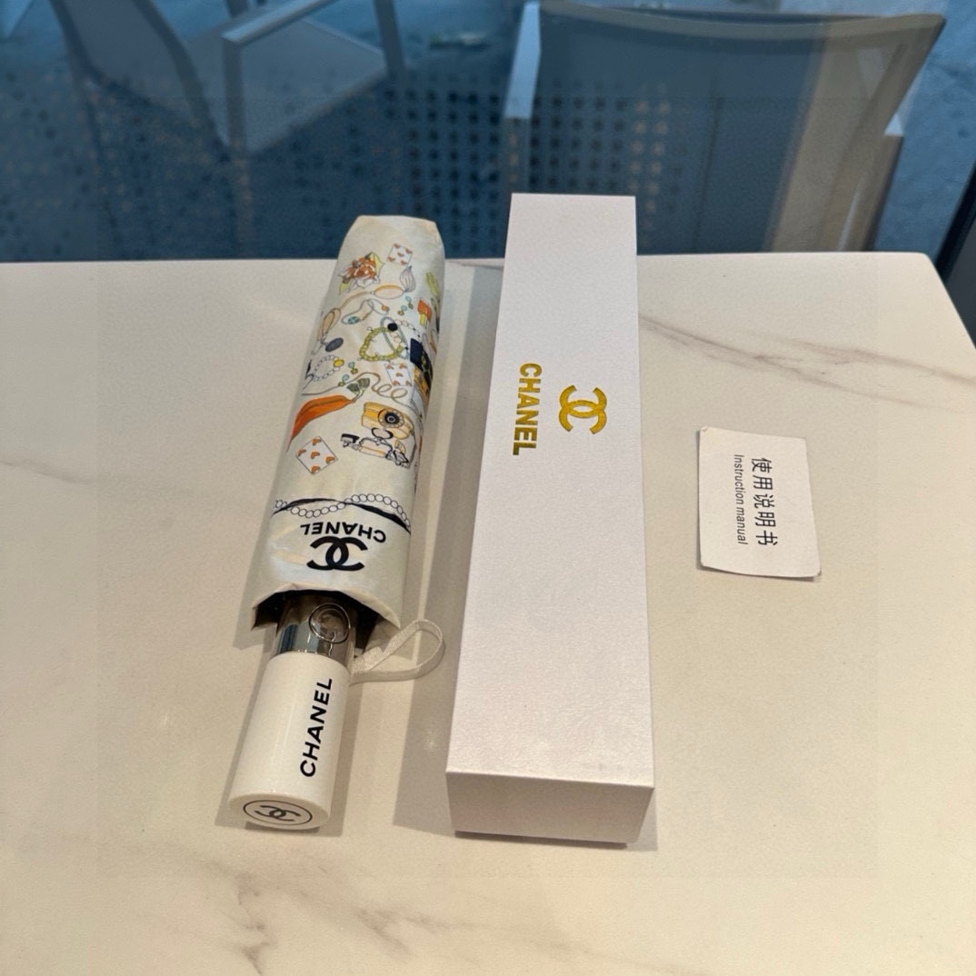  CHANEL（香奈儿）三折自动折叠晴雨伞 做工精细 气质 时尚 炒鸡好看！防紫外线 人手必备 ！