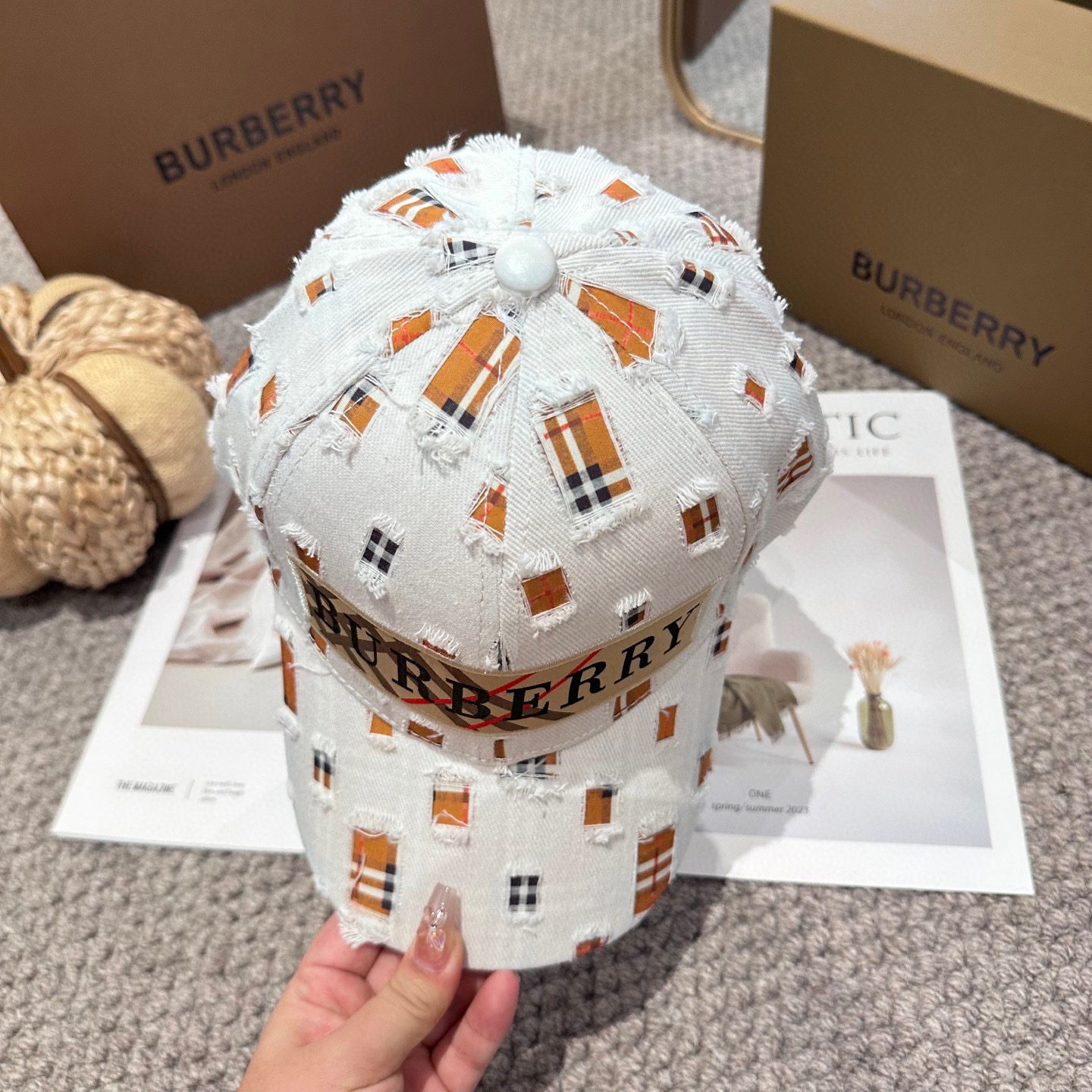  巴宝莉BURBERRY官网同步上线 韩版新款英伦风定制款11原单品质 男女通用棒球帽 美邦工艺 高版品