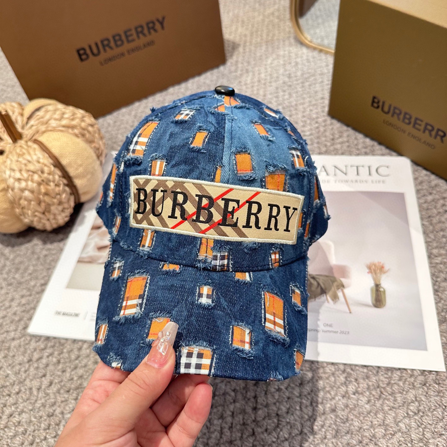  巴宝莉BURBERRY官网同步上线 韩版新款英伦风定制款11原单品质 男女通用棒球帽 美邦工艺 高版品