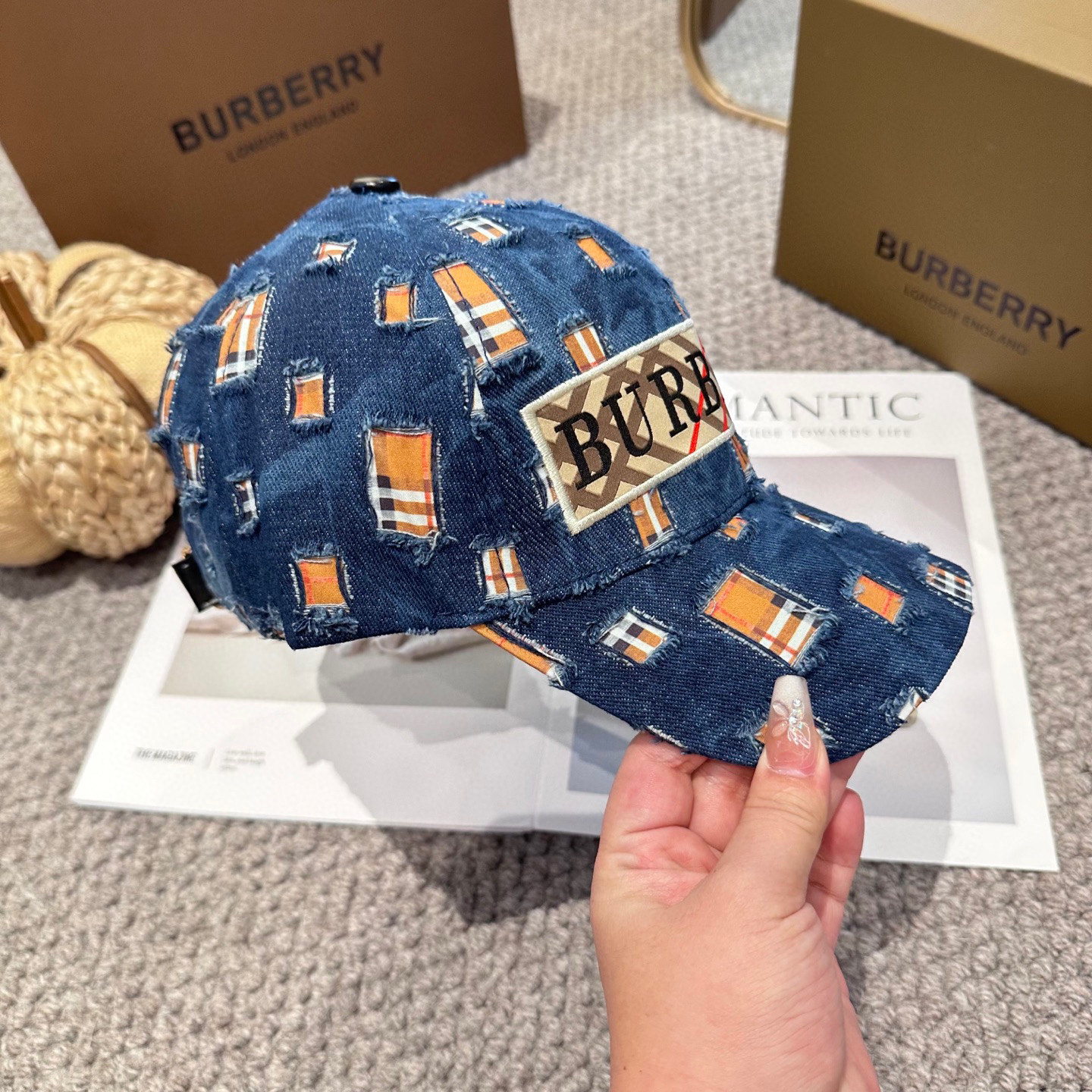  巴宝莉BURBERRY官网同步上线 韩版新款英伦风定制款11原单品质 男女通用棒球帽 美邦工艺 高版品