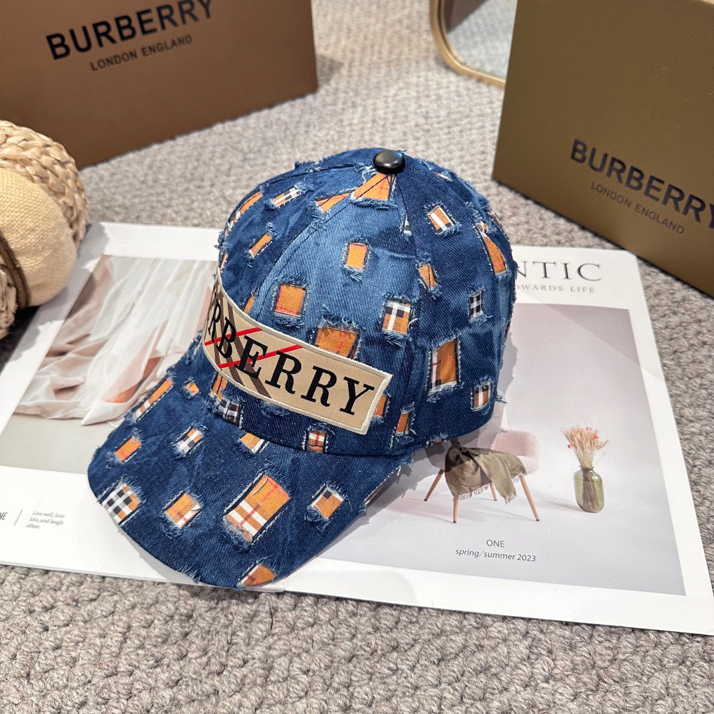  巴宝莉BURBERRY官网同步上线 韩版新款英伦风定制款11原单品质 男女通用棒球帽 美邦工艺 高版品