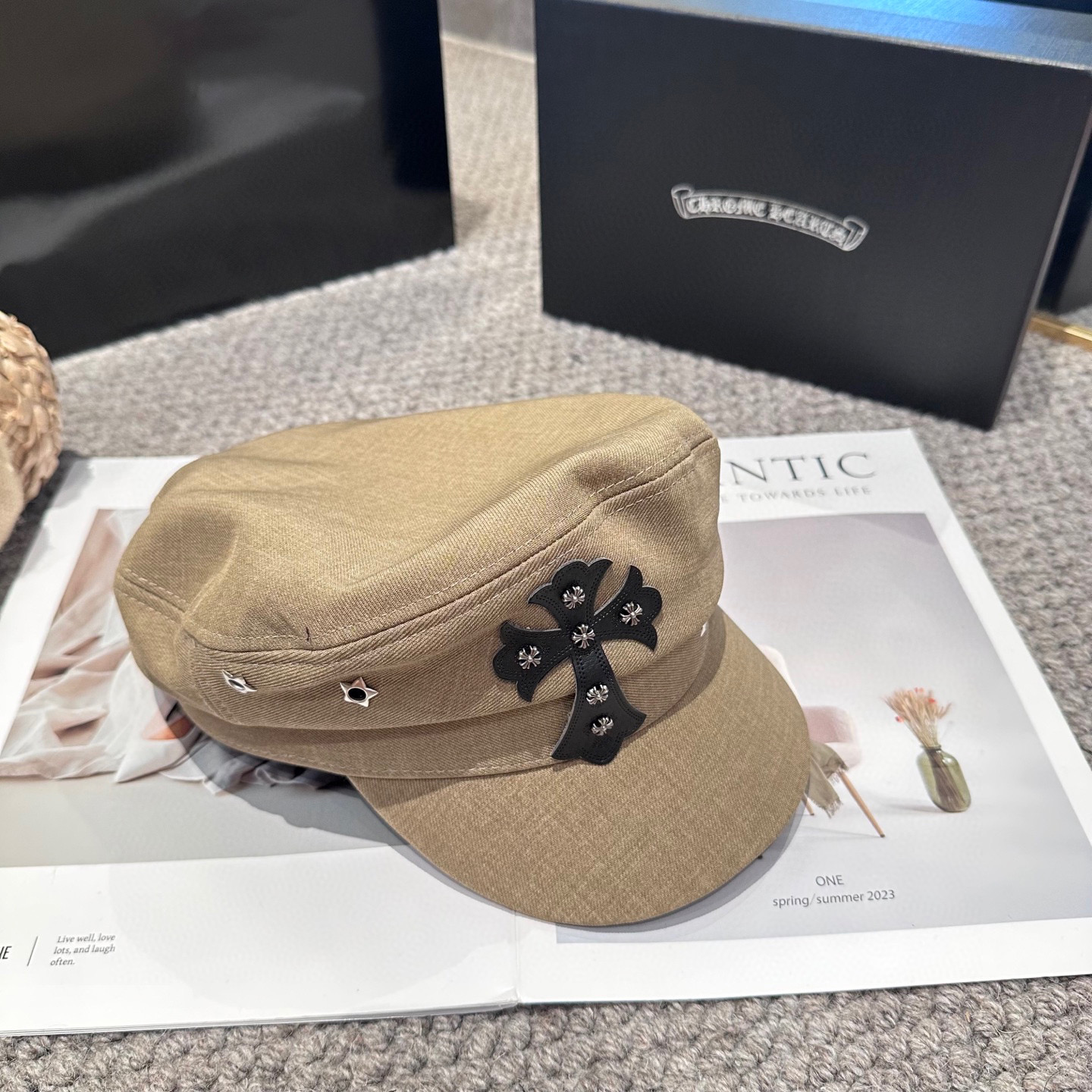  Chrome Hearts 克罗心💓新款秋冬时尚设计百搭军帽，谁带谁好看👄