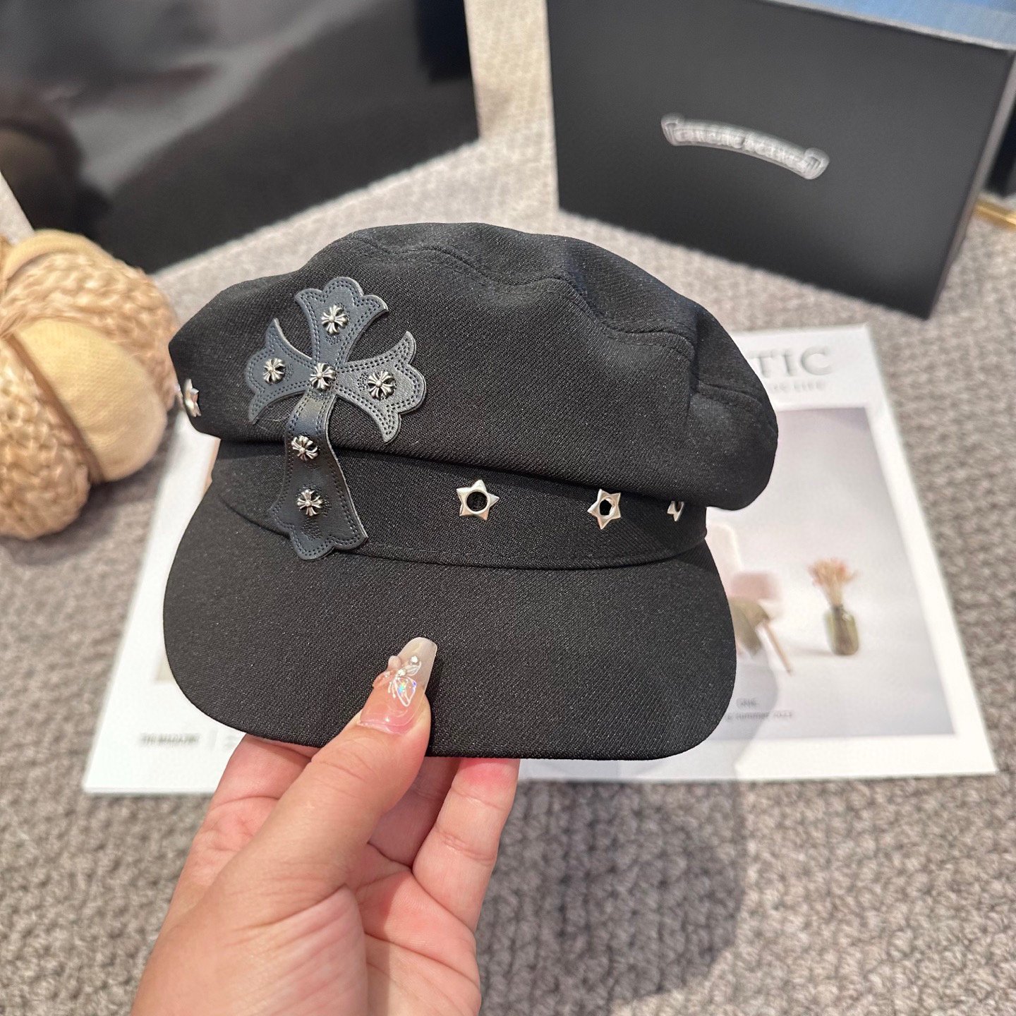  Chrome Hearts 克罗心💓新款秋冬时尚设计百搭军帽，谁带谁好看👄